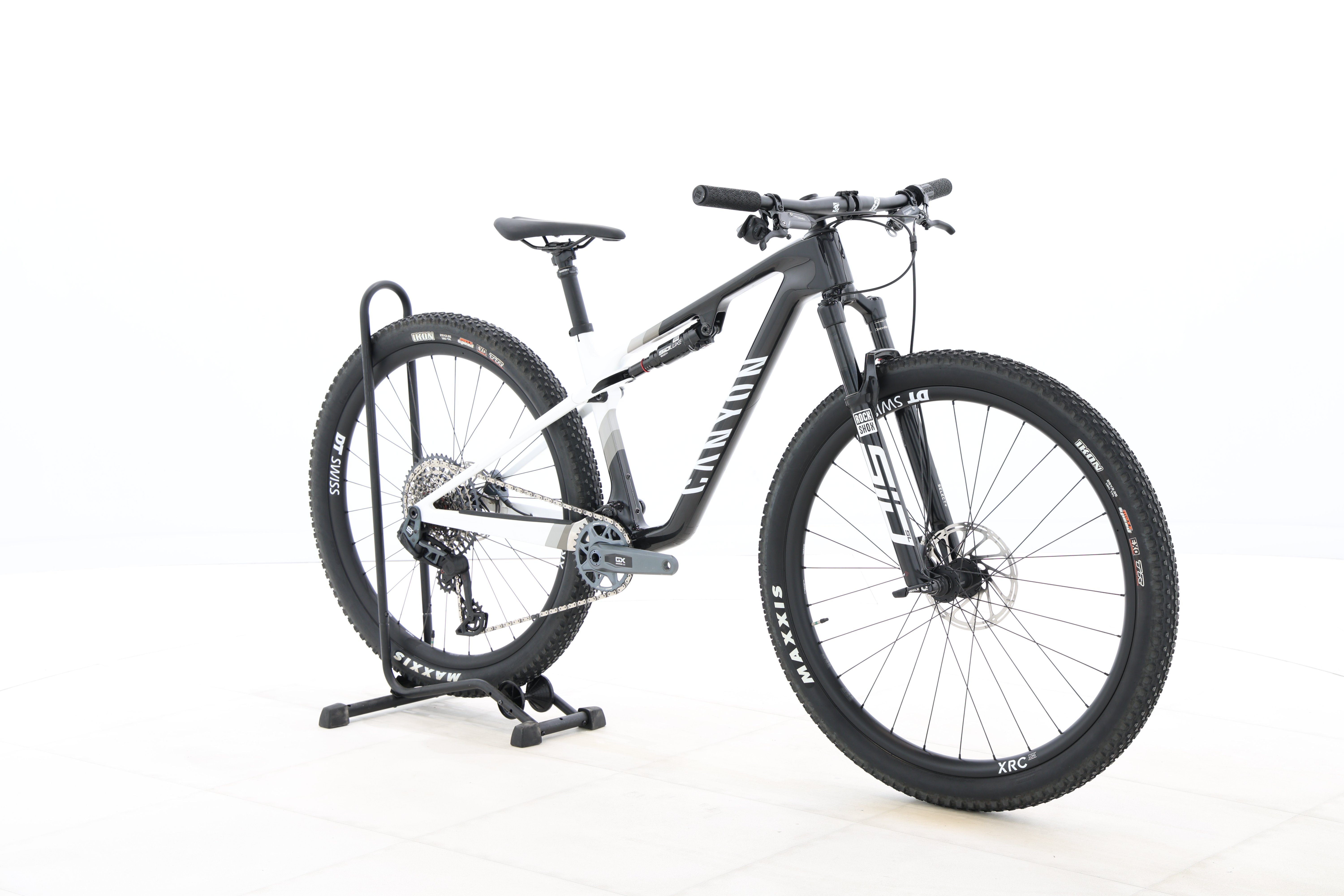 15638085-9050-4e98-97d2-e482ff2991f1