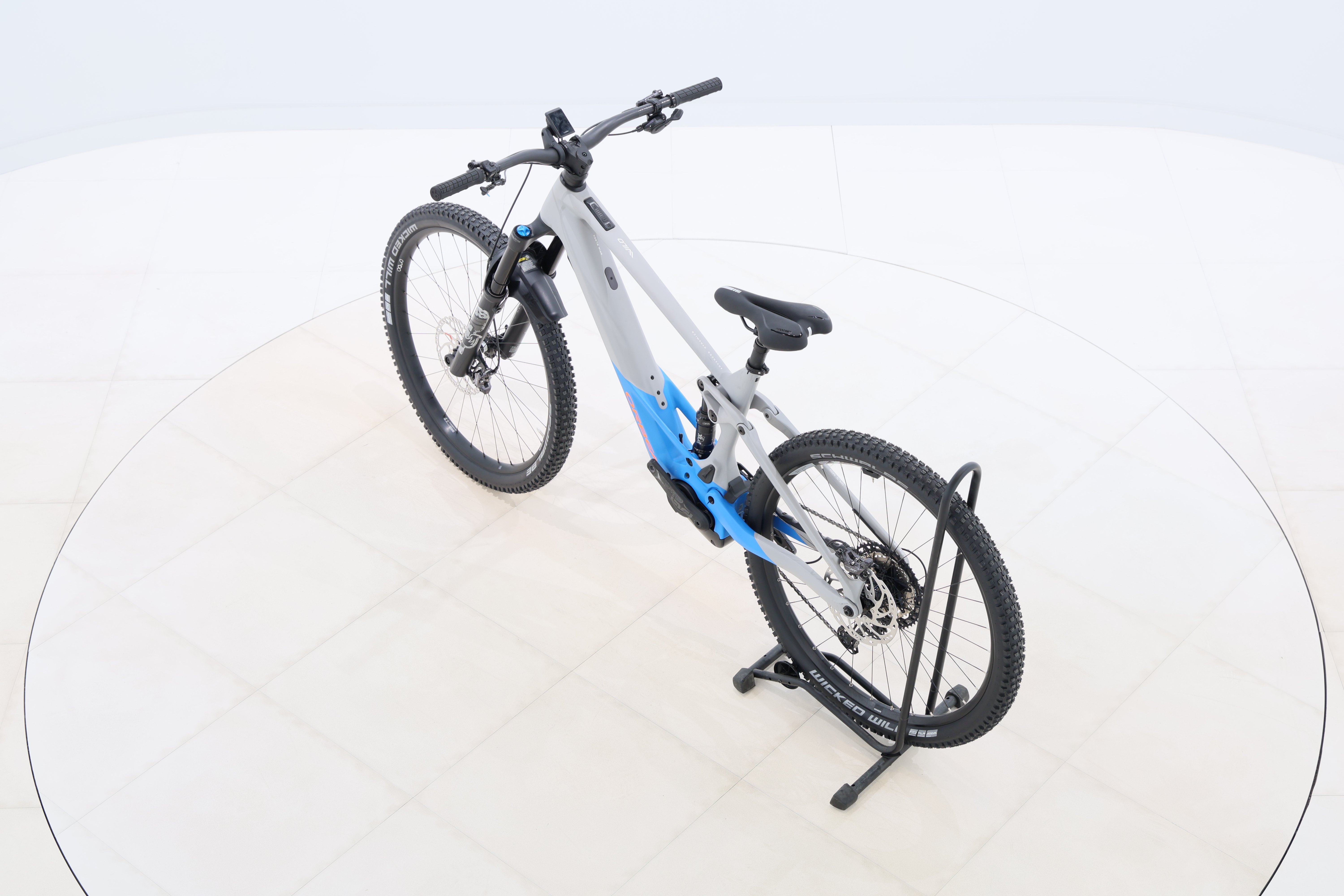 cd9bc1eb-012b-4e3d-99b0-d67bc3602e24