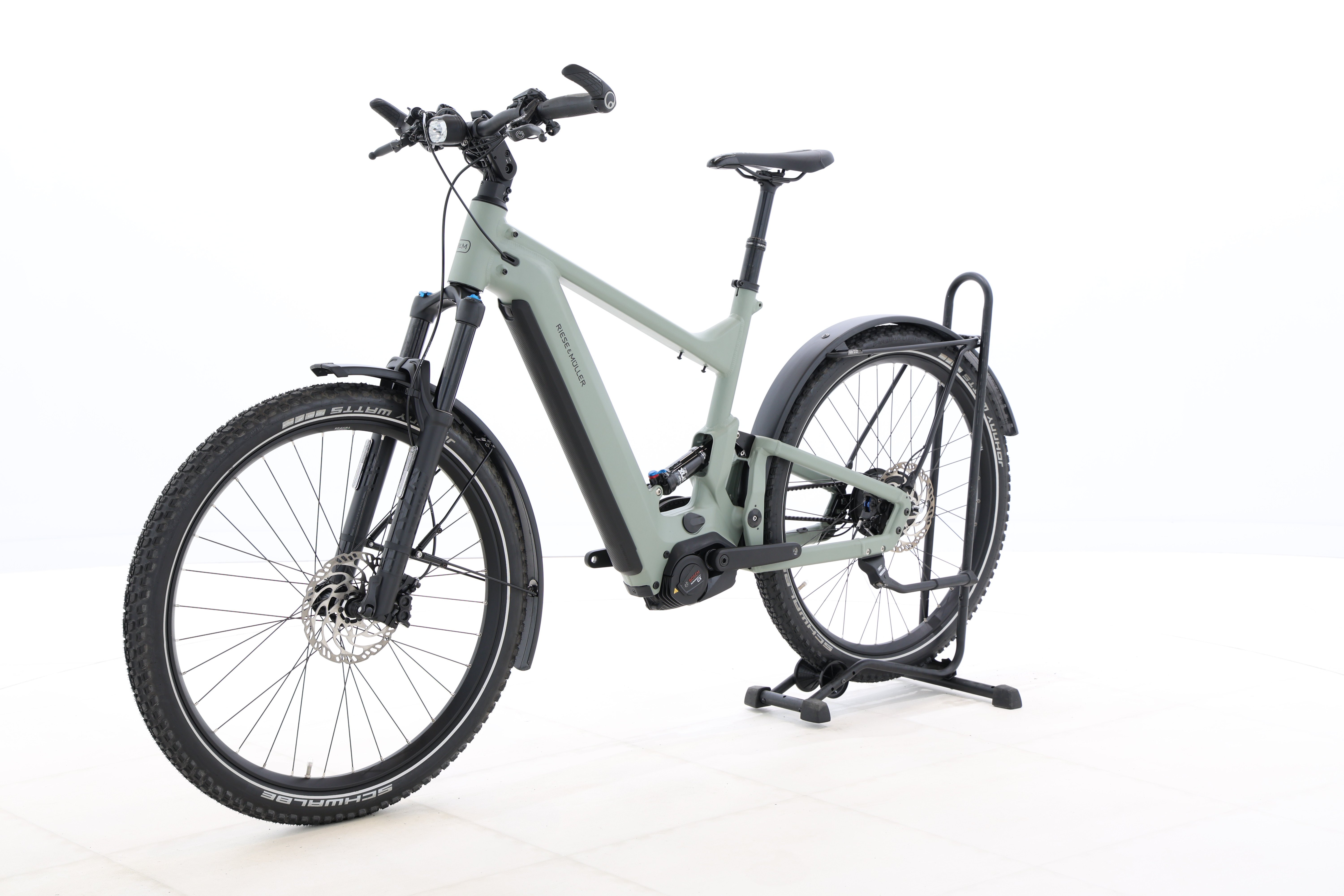 fa8b69a0-911b-4430-b550-c626da8c4880