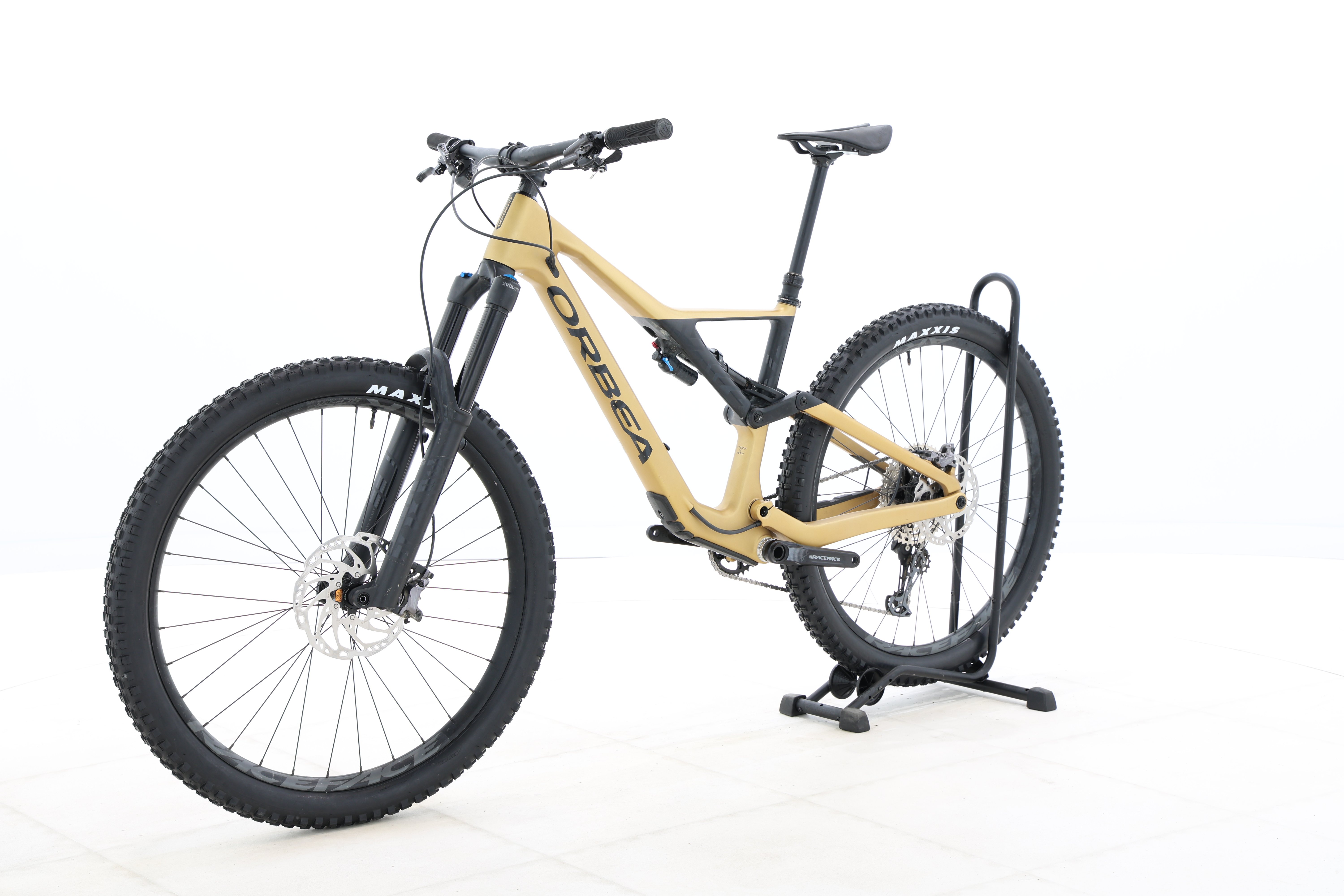 a5467713-7c50-42f1-93ef-c0b5b596ae1d