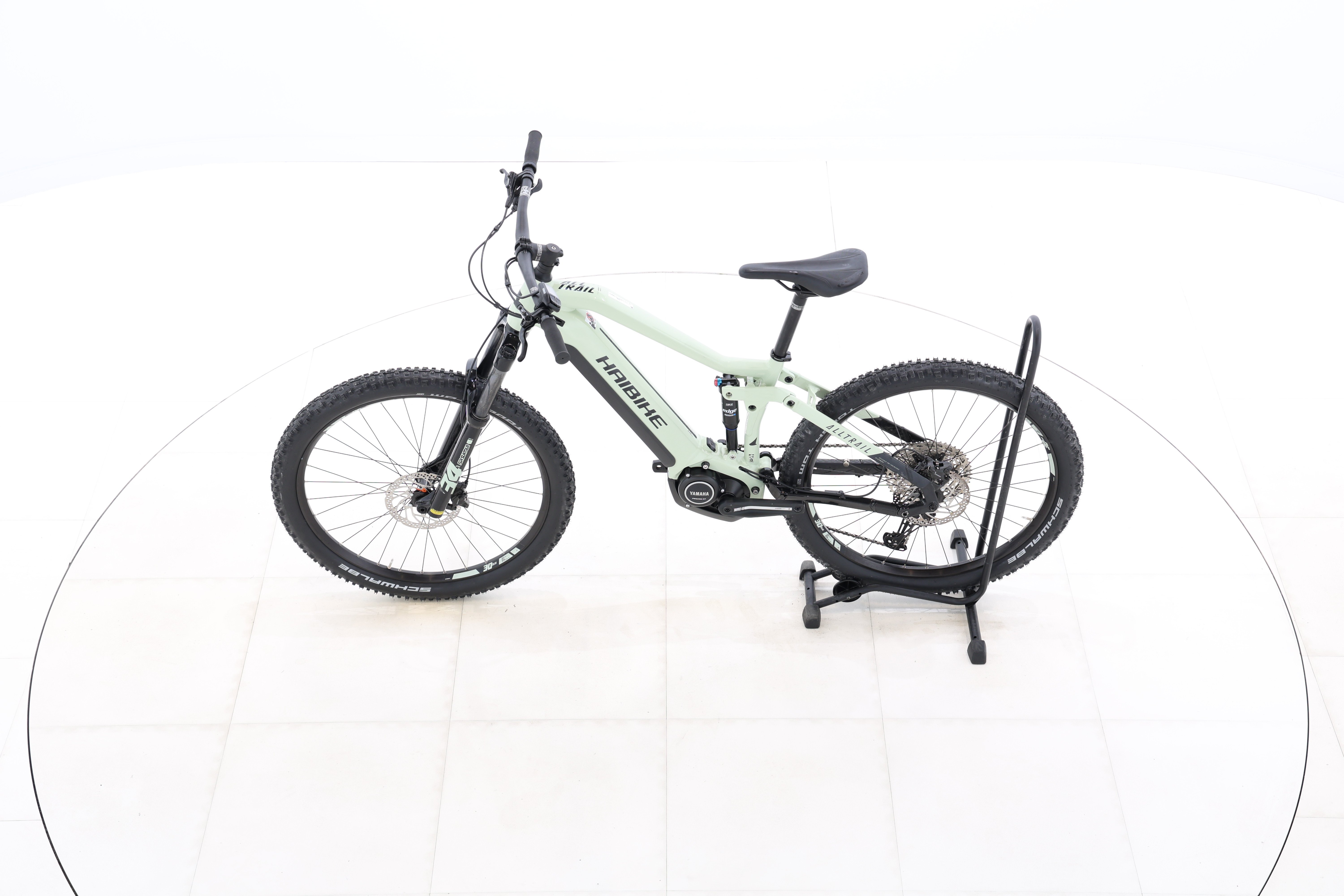 384345e2-caa5-4681-9c08-8ef36dc01e83