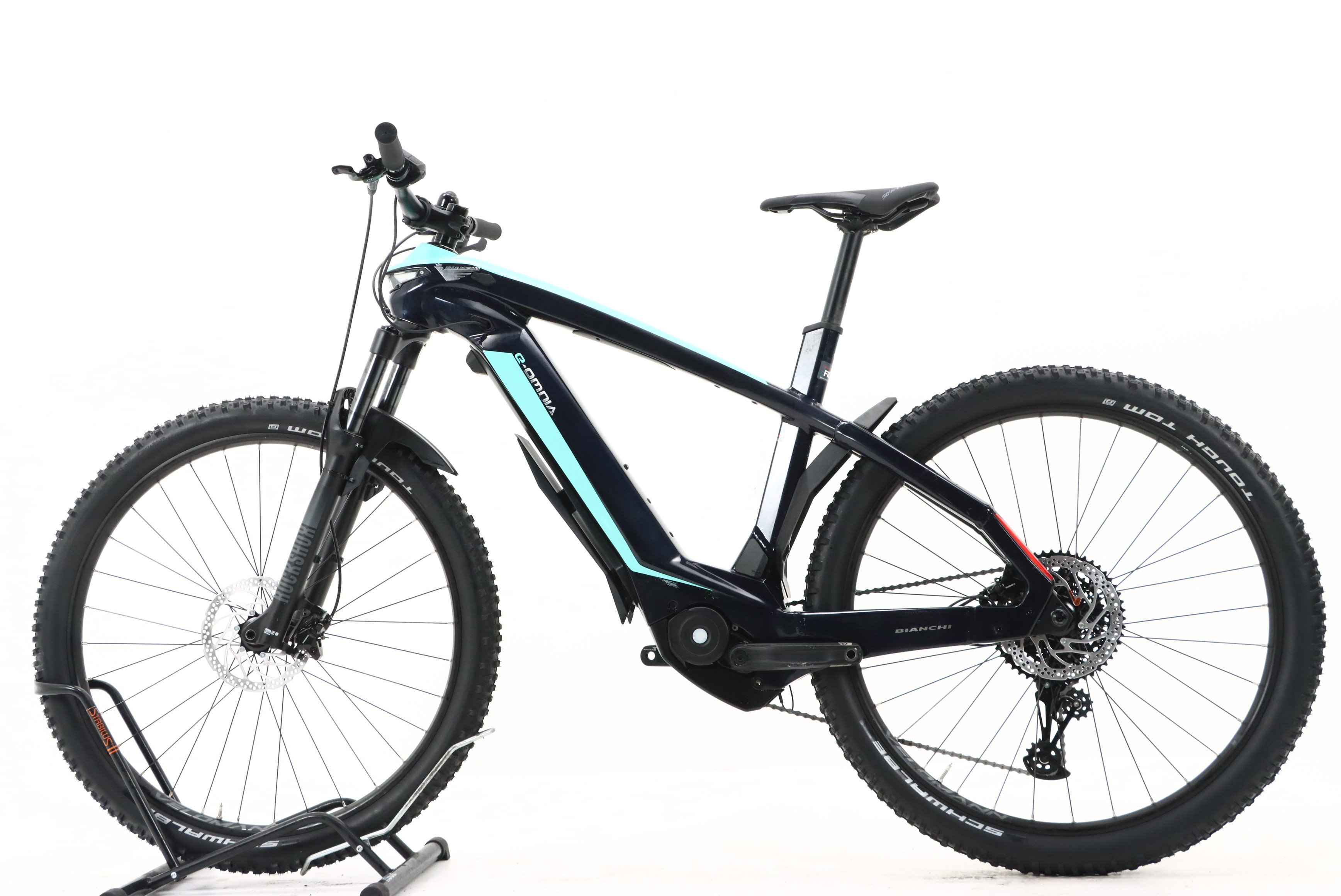 c6a8d1e3-46df-462e-a585-a935aed6328b