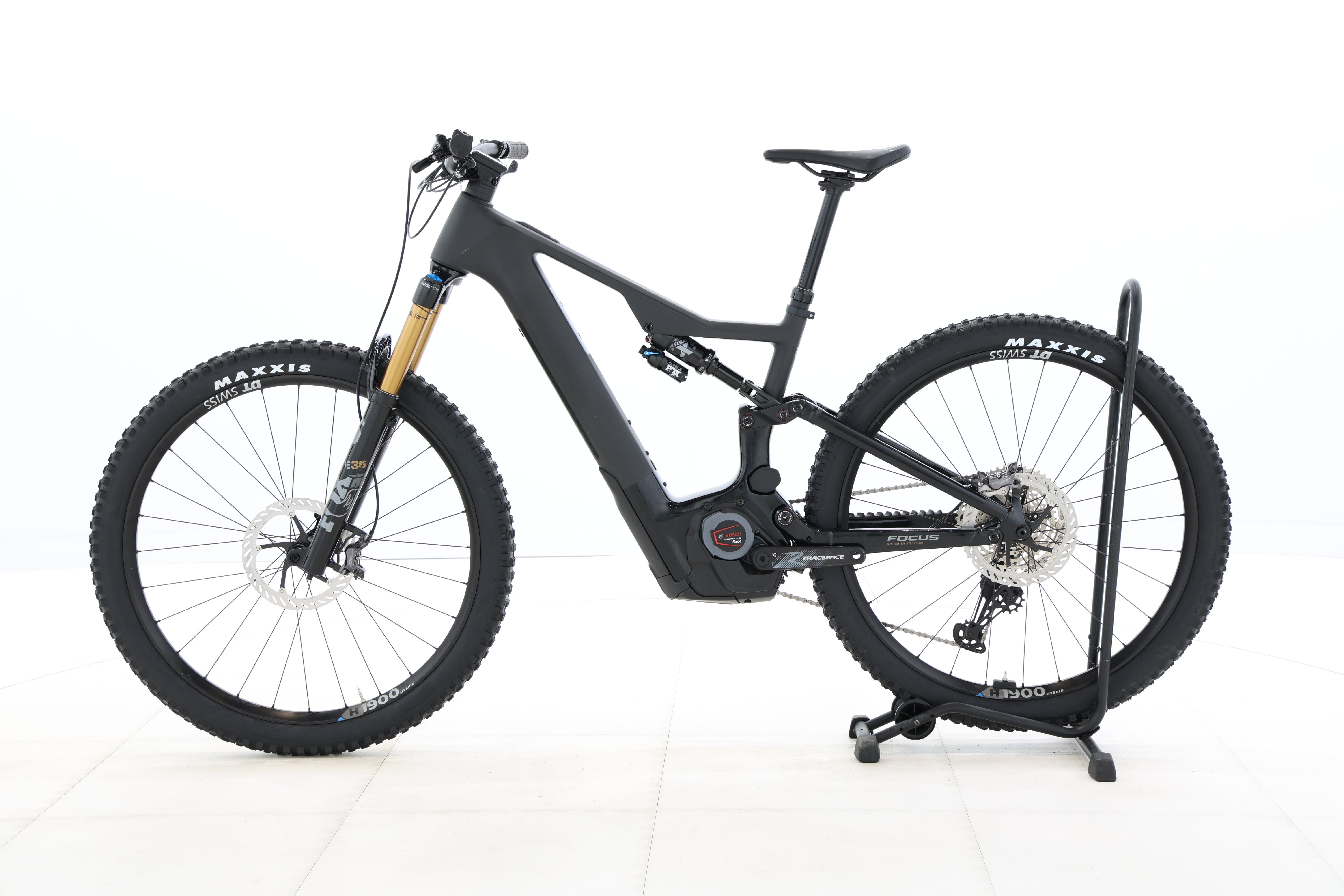 8d359c22-fa22-43be-ba23-01f50bdbd807