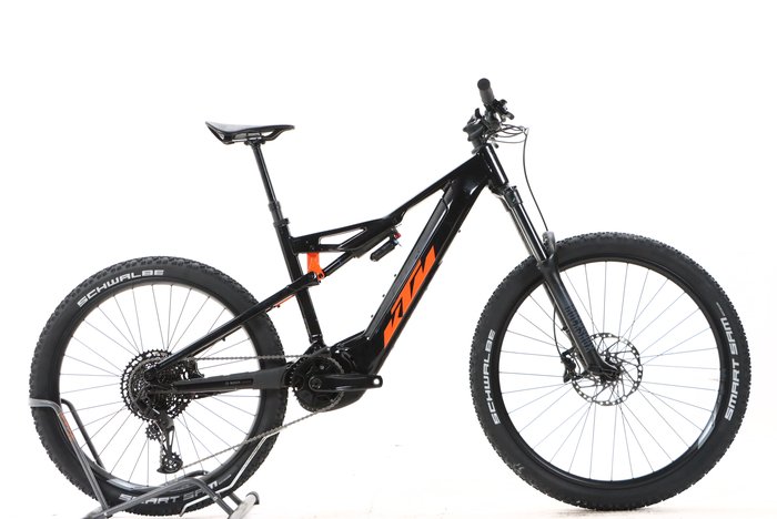 KTM MACINA KAPOHO 7973 2023