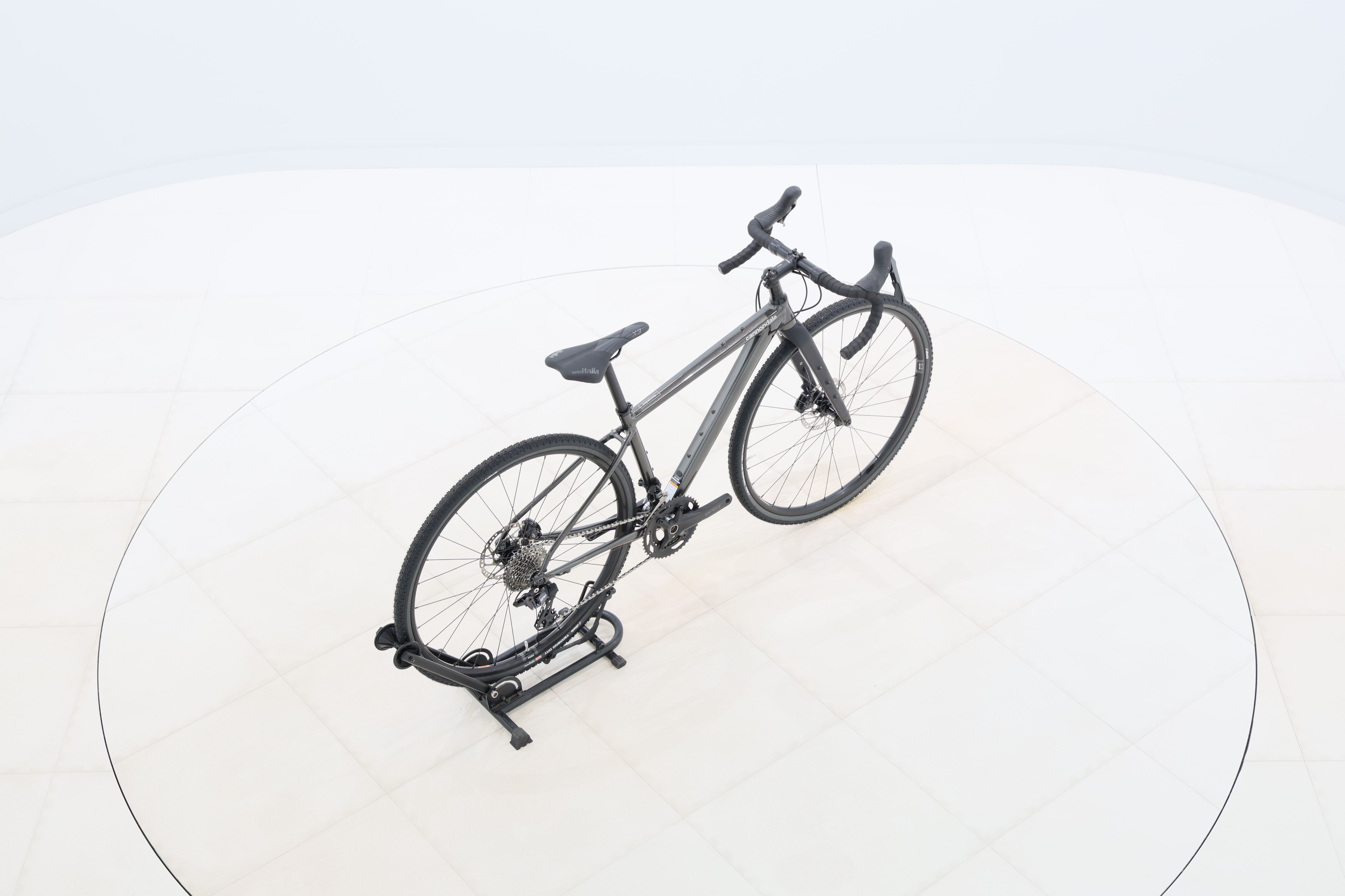 cb8886bf-259e-496a-8008-cdbdf4970b6c