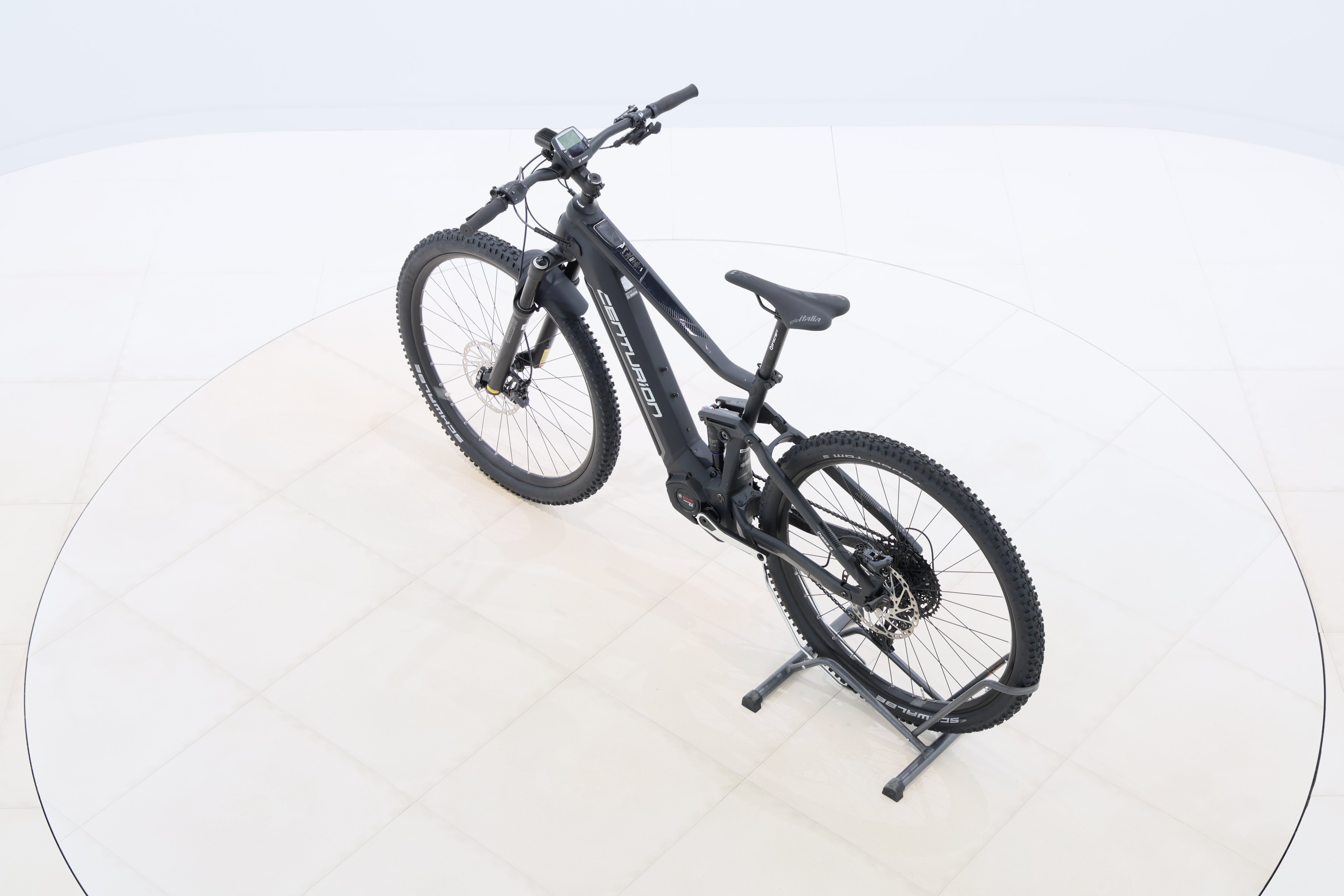 4c038b7c-c598-4948-b998-328bc3b4b27e