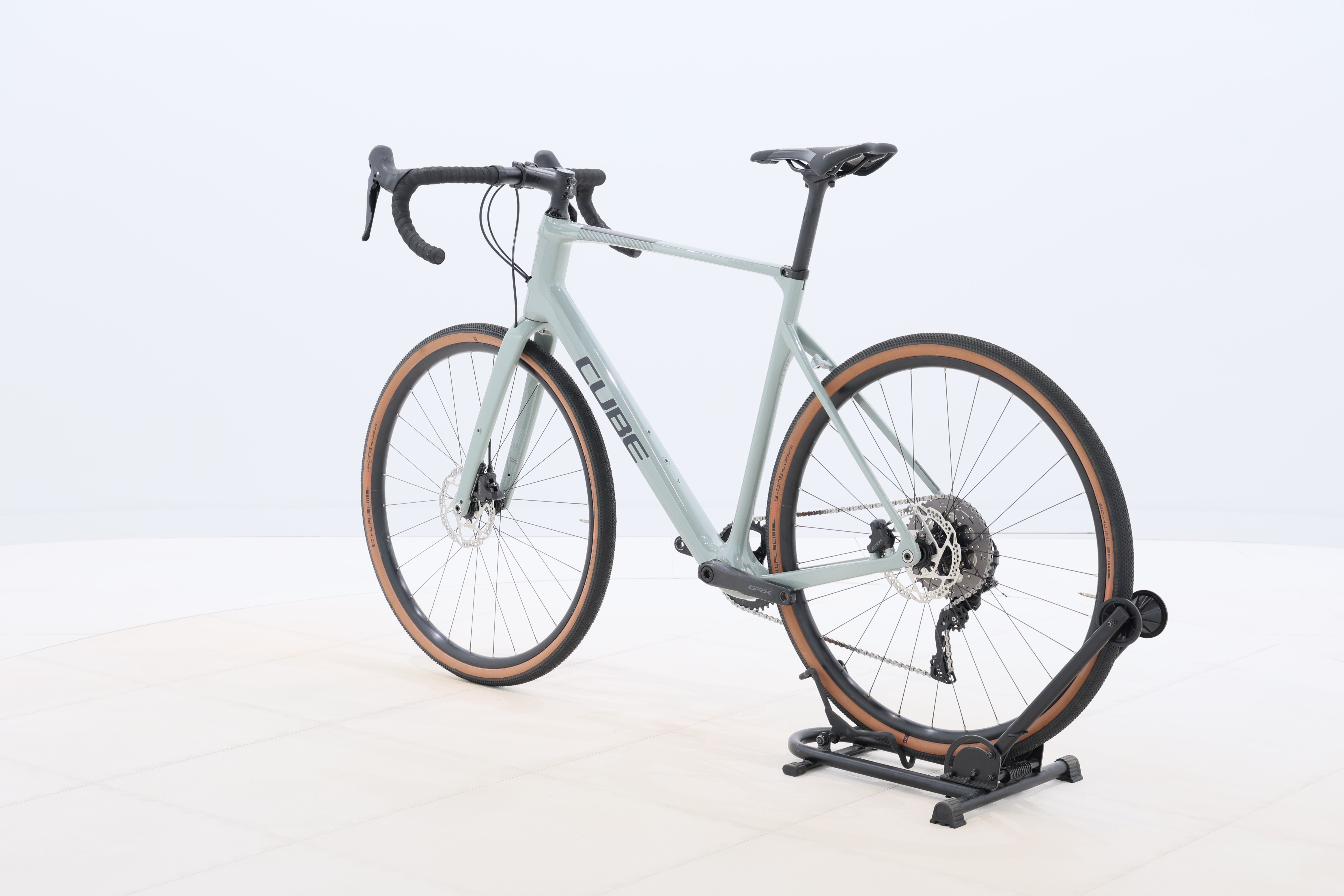 f08b11c1-fc1e-4144-aac0-33616e24103a