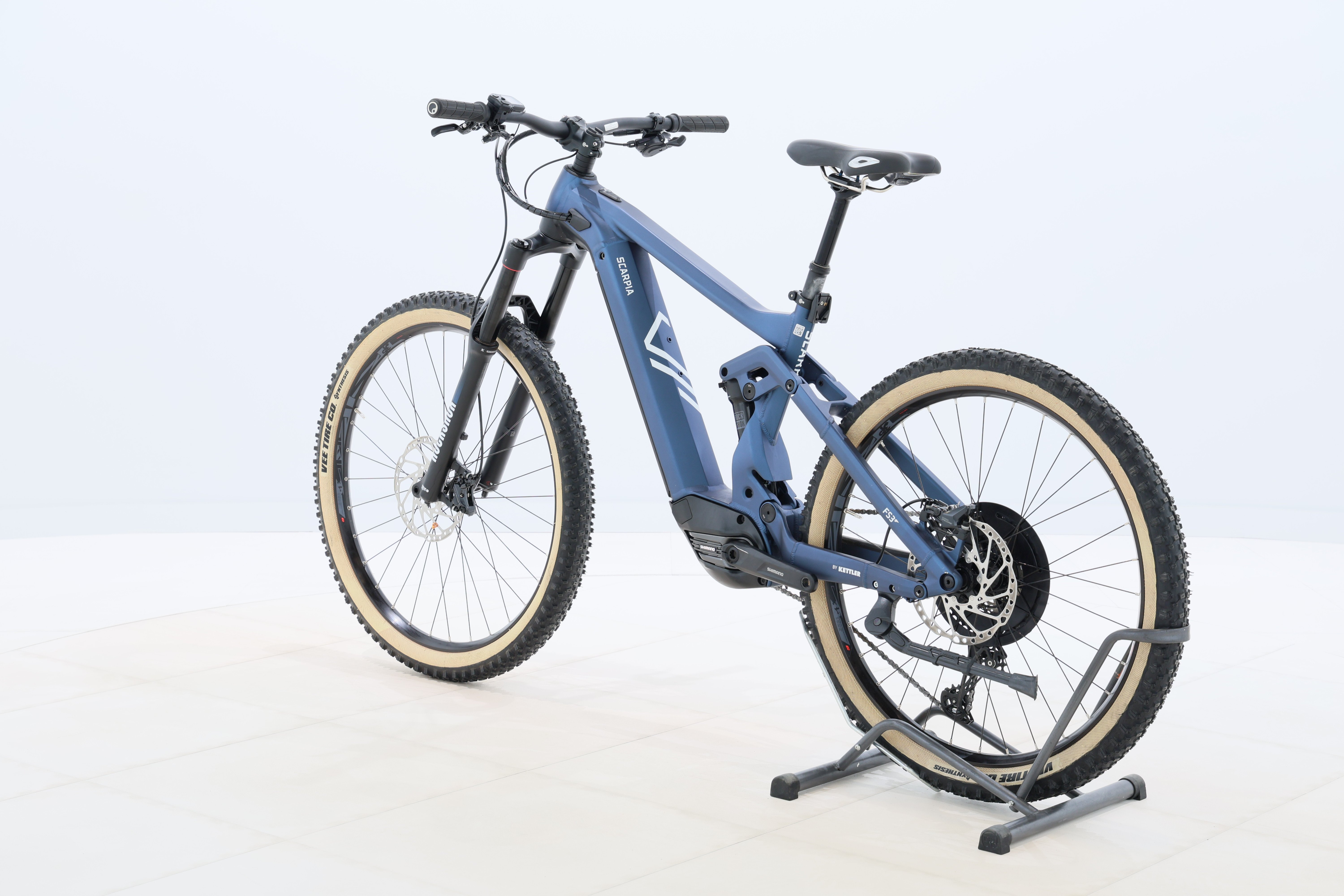 68e77303-af14-4b68-9037-b926695fff37