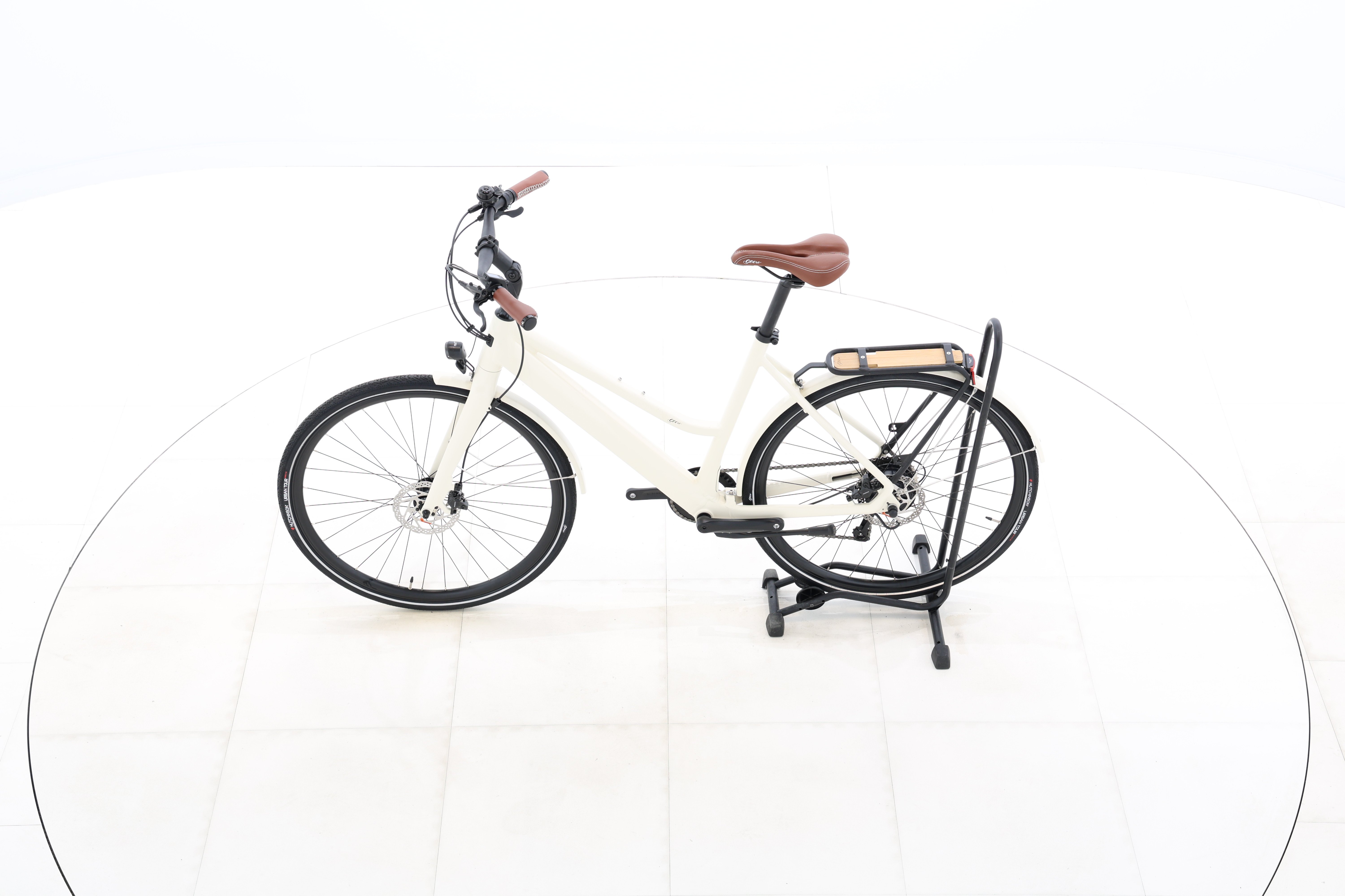 ba3db35d-7c70-4fc8-a142-267d27947db2