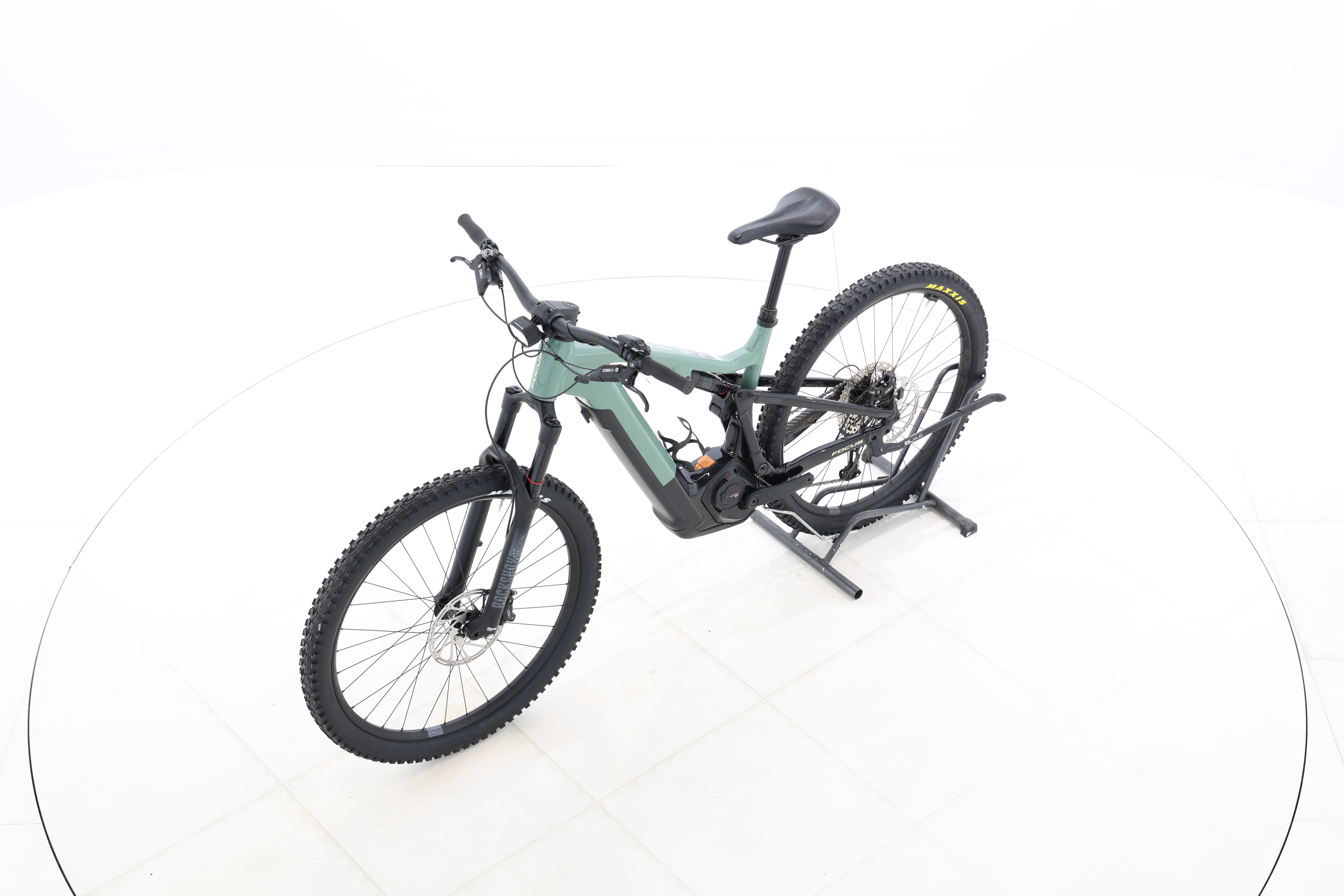 24516715-9e77-4942-b0e1-c525835270e5