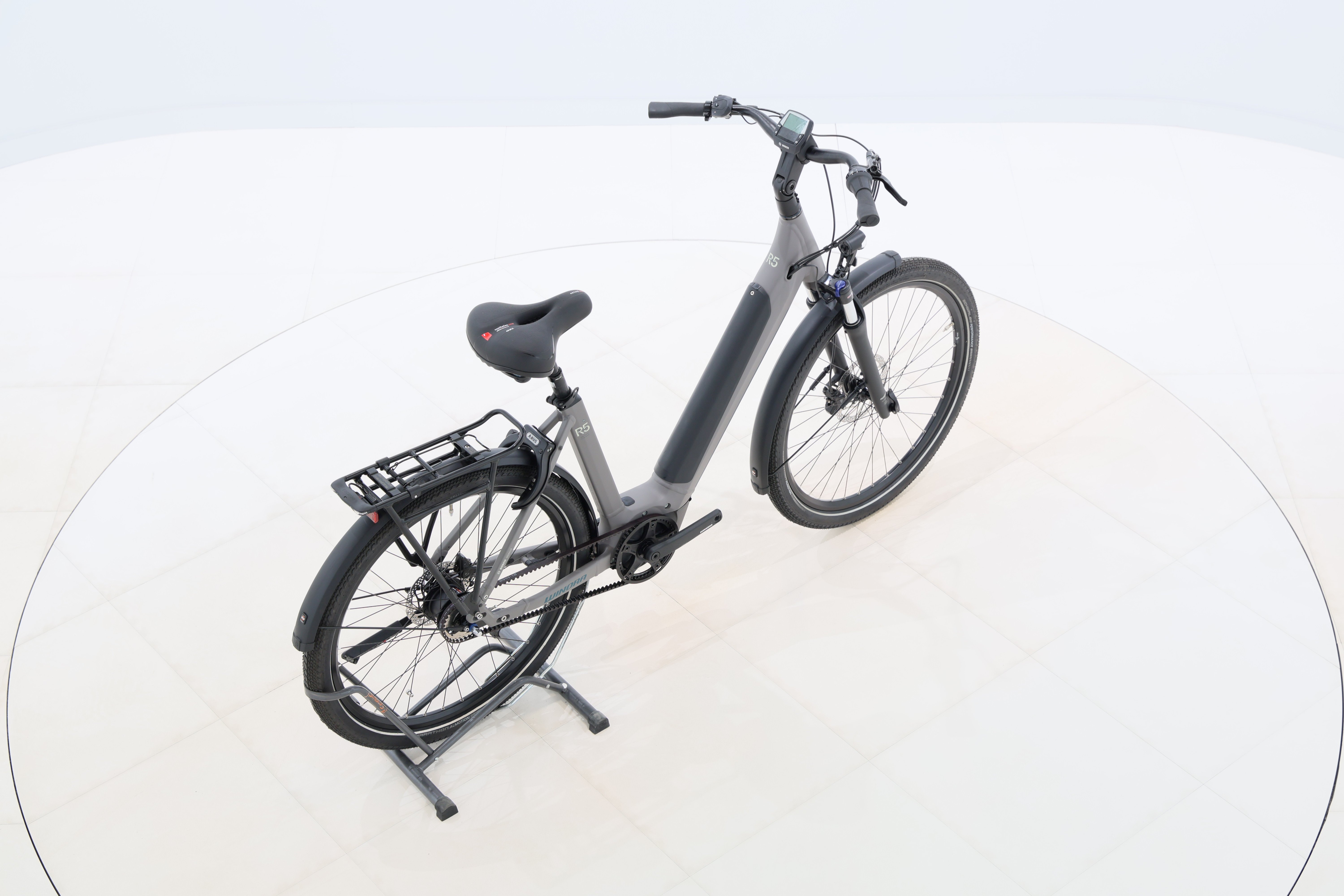 5b6555a4-9651-4498-abff-673abc258443