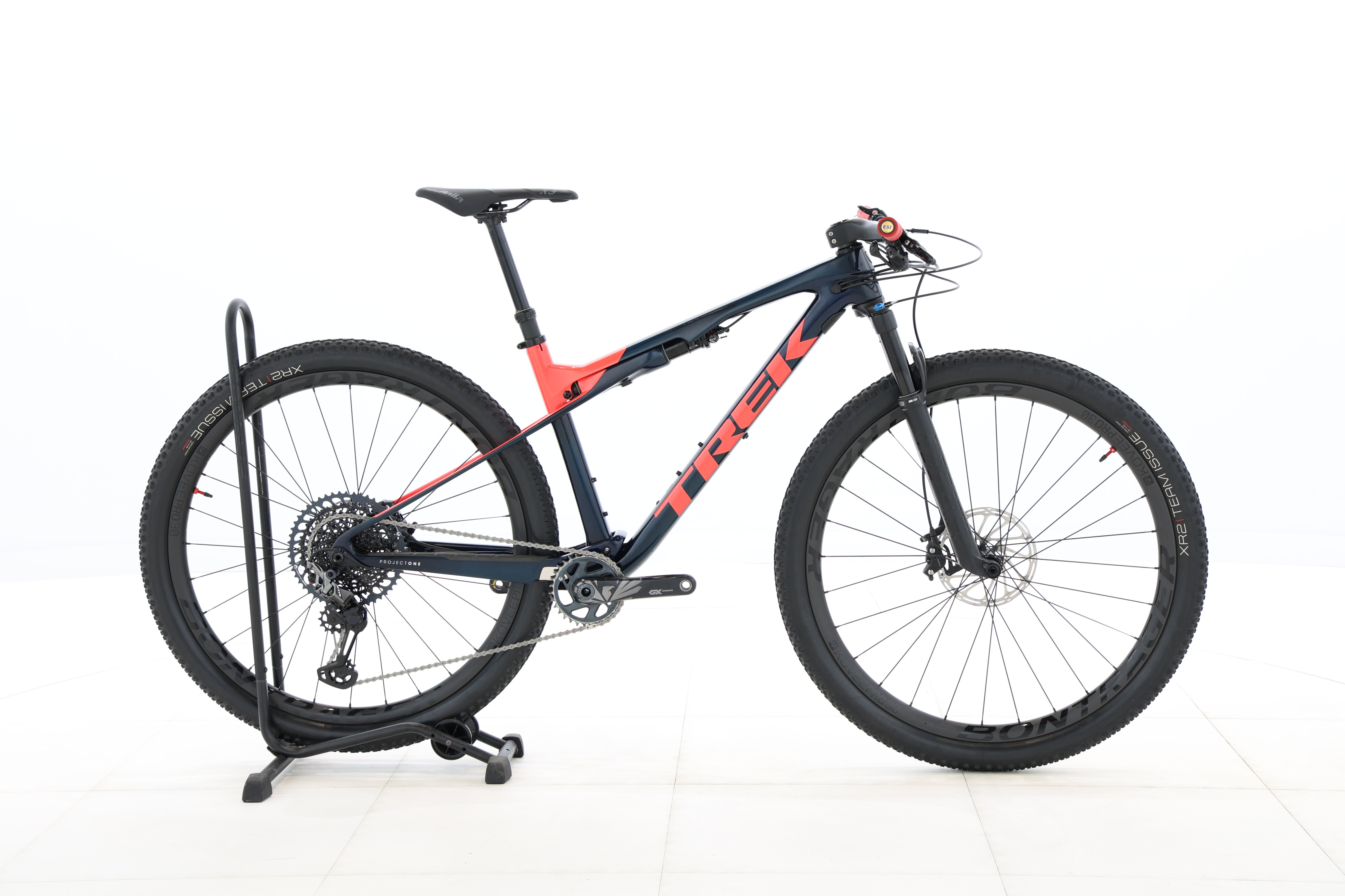 0074b4b1-182c-4bb5-9d98-c1f9f37ec3ae