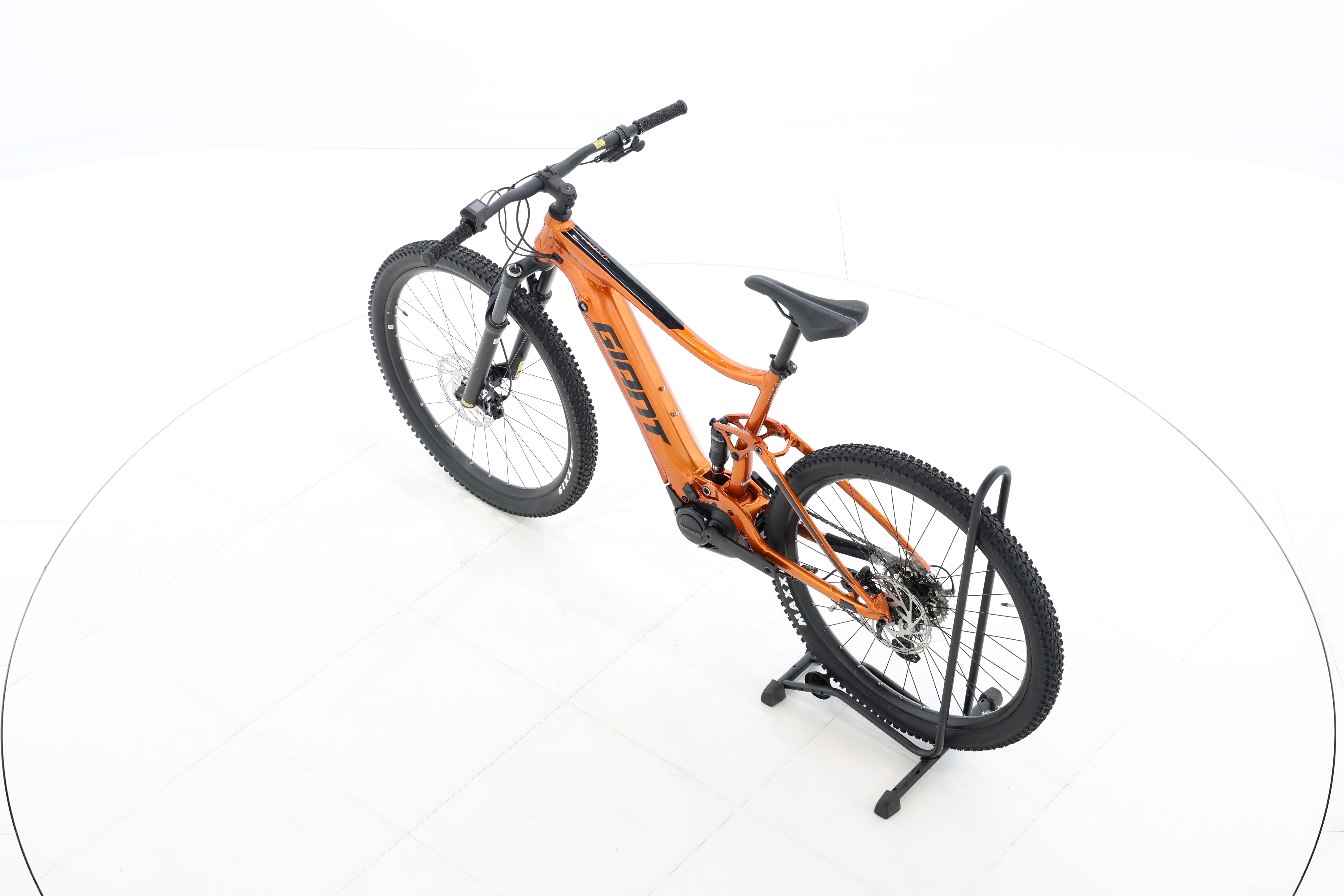 c720f06d-1041-4fd2-9d09-e26ebbb582a6