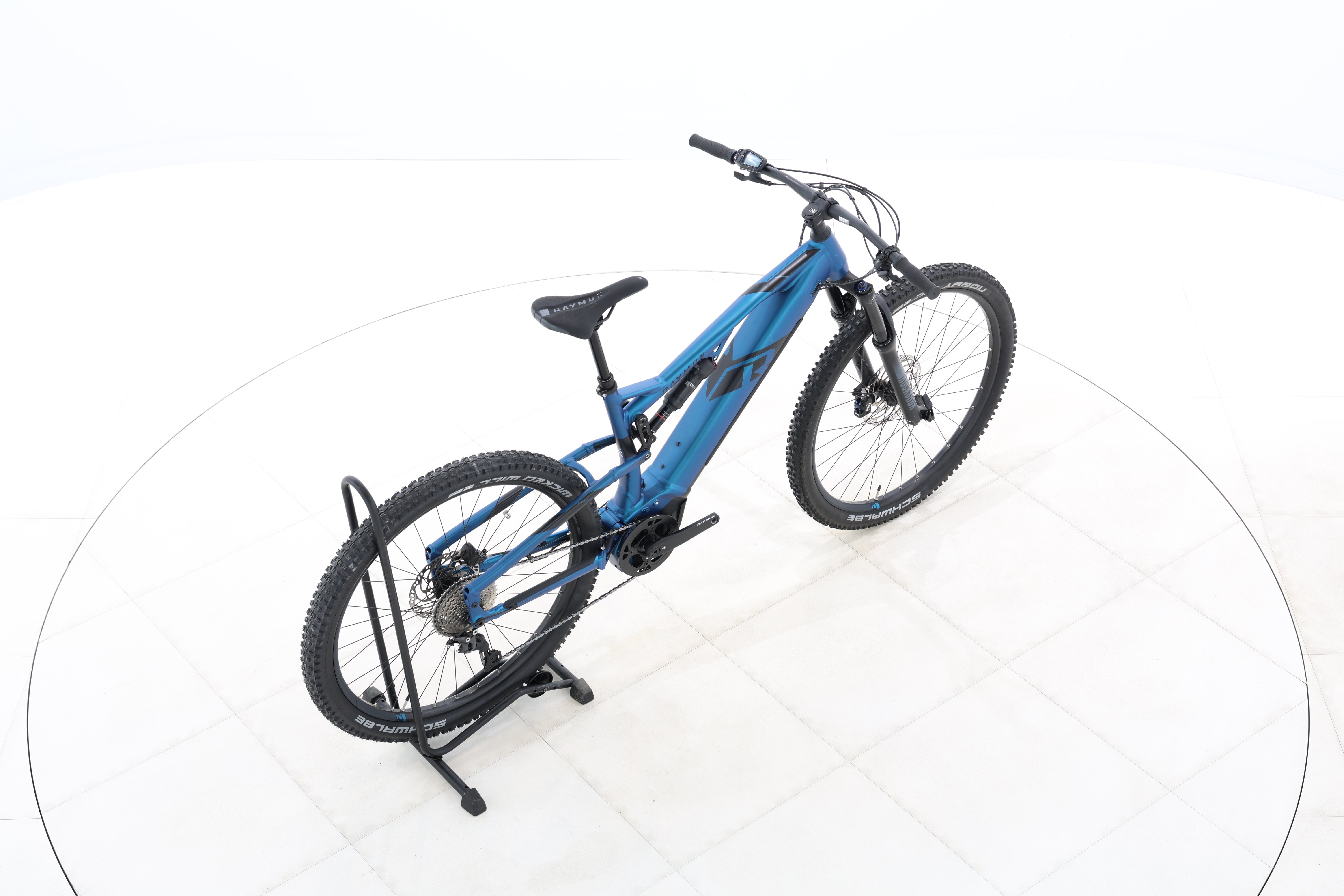 9332d509-2353-42f4-9a80-0a2d1264d04f