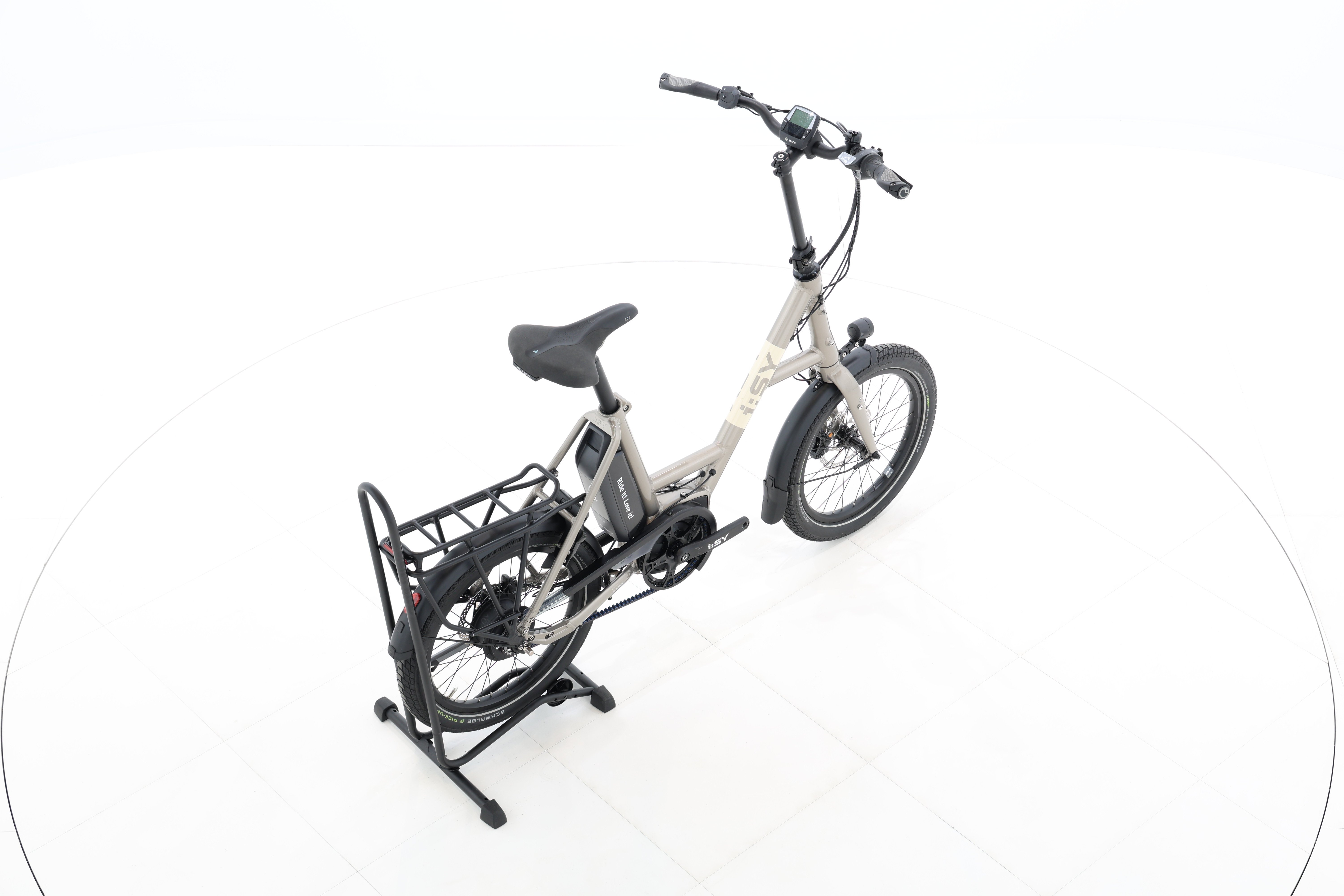 e887fdd4-1bf2-4dc7-a77e-c69f61adfbee