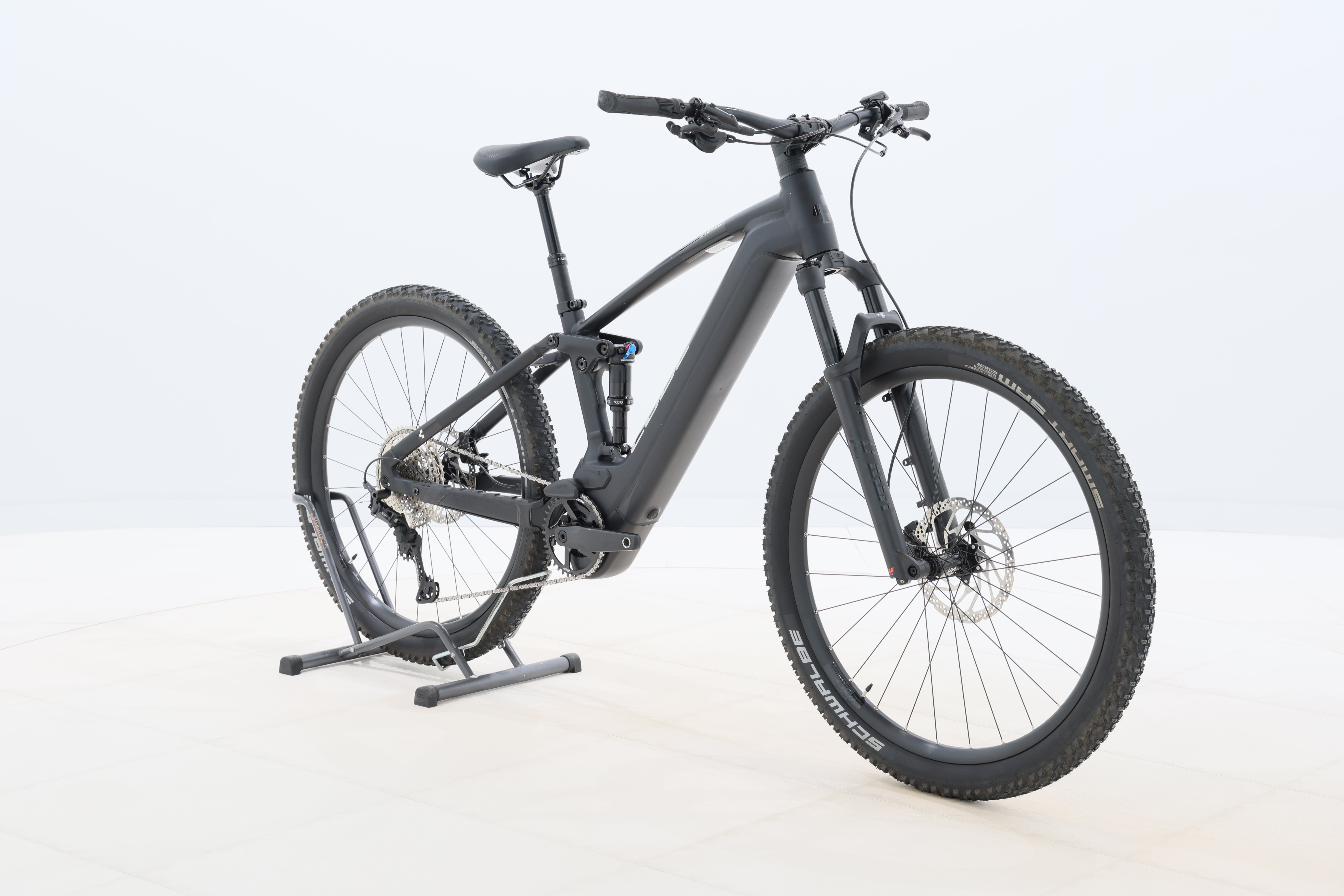 0b24eaa7-fb3a-462a-939f-c77a2793051b