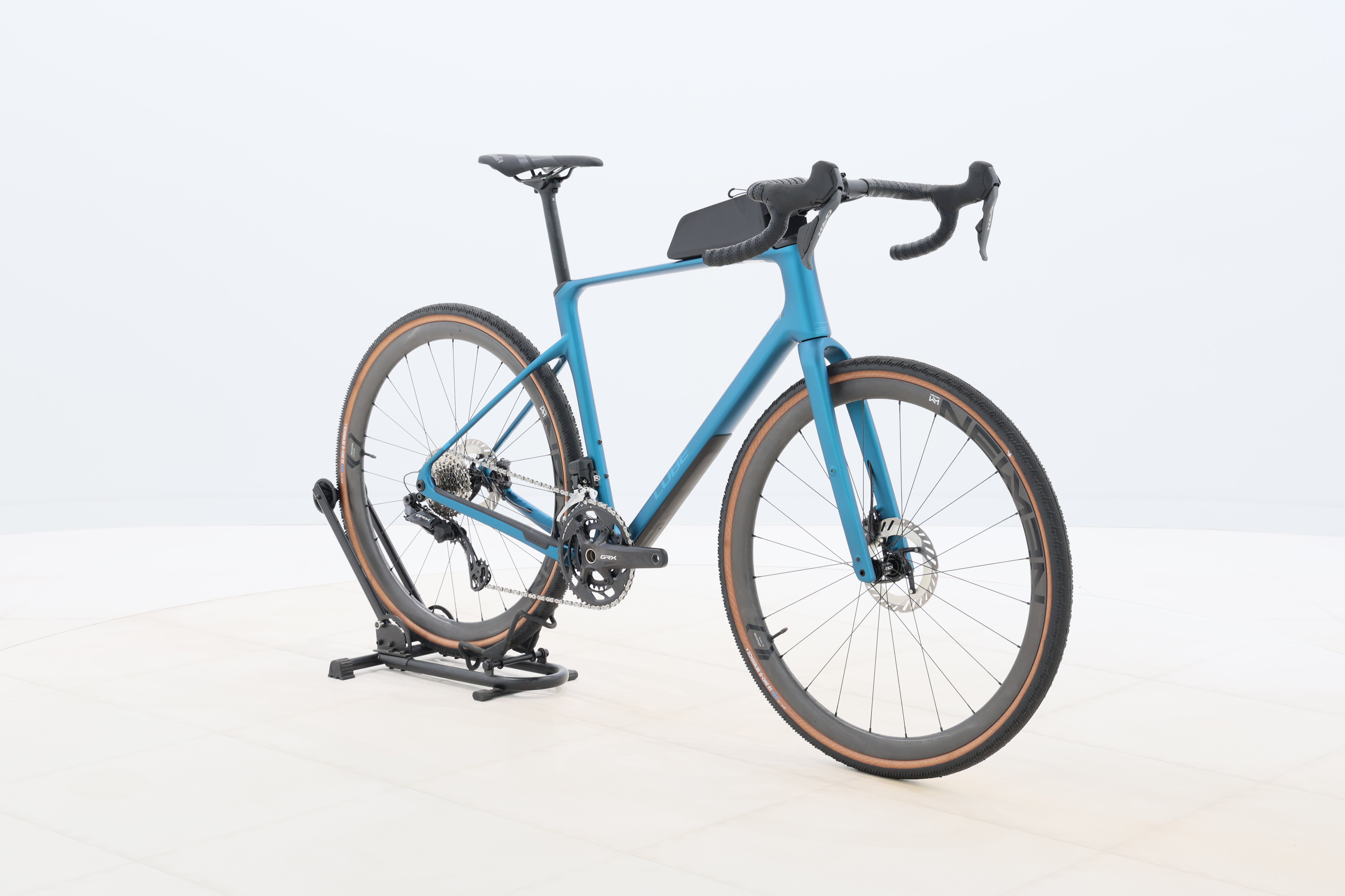 f2137796-200d-4e6d-a0ce-cd2b48b10303