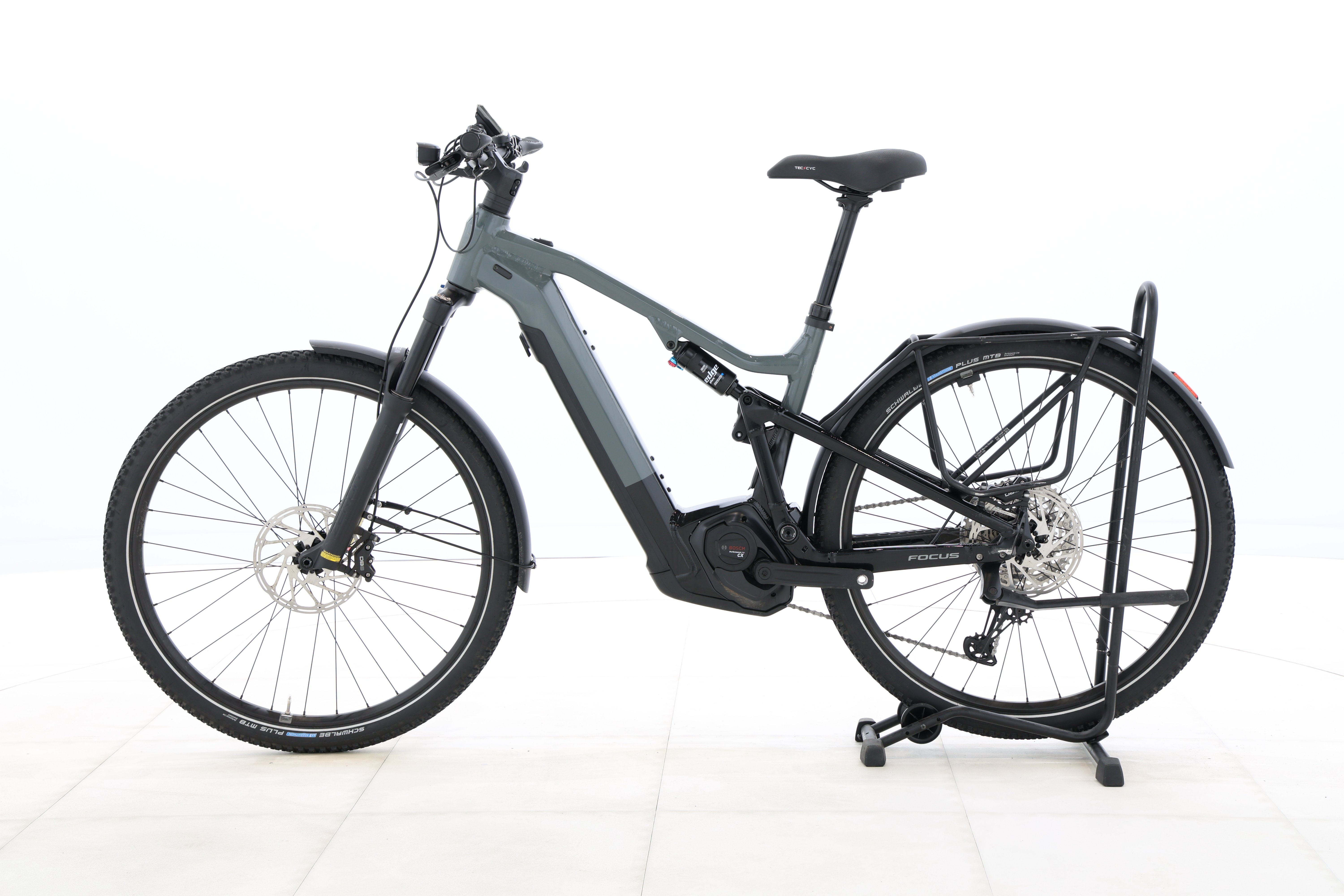 cf1bddef-86df-48e1-ba7e-91881bba20e3