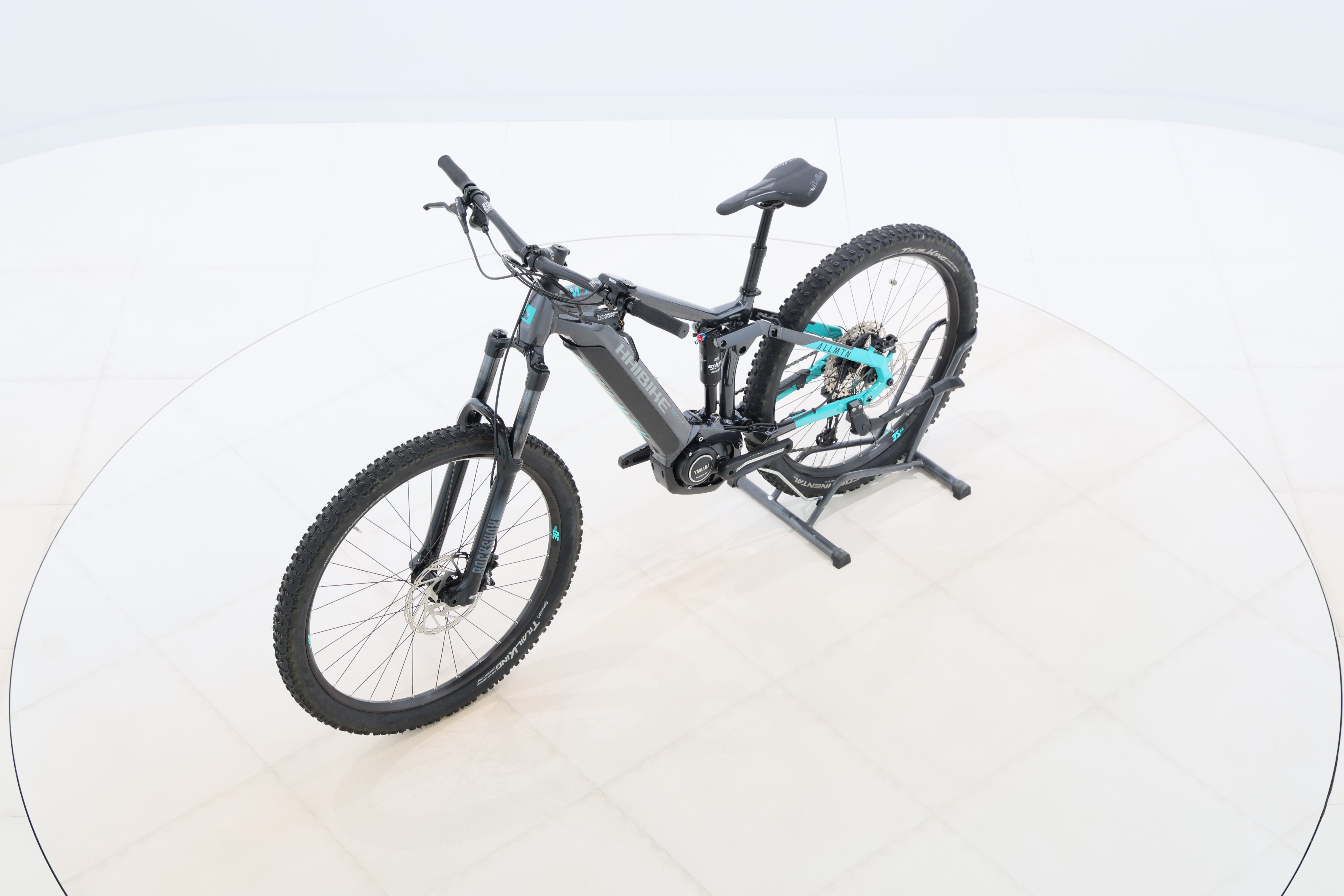 03efddfc-ae4f-4336-9c8a-b0e1649779a5