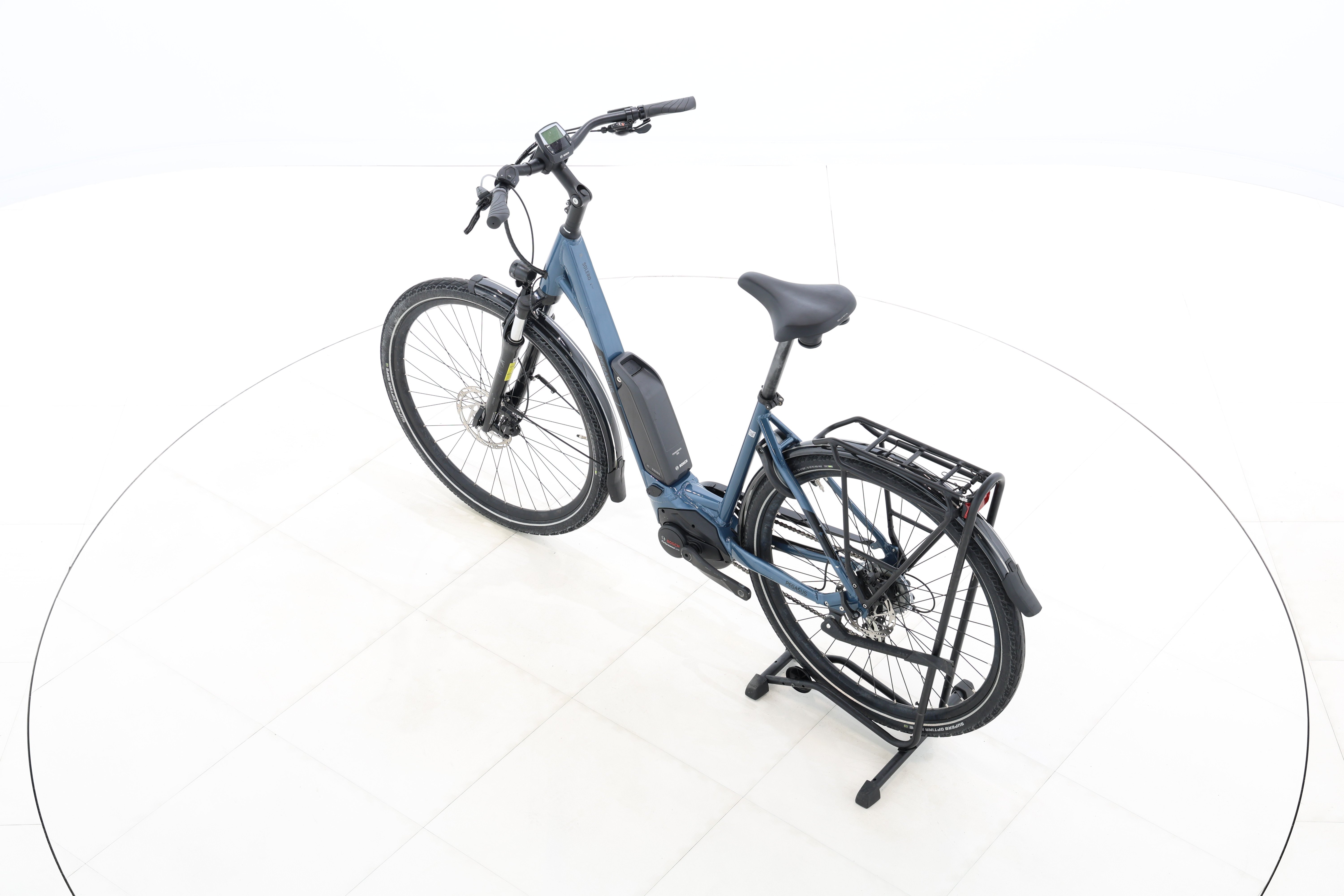 e227dac6-cd00-4a96-adec-43209fbf1943