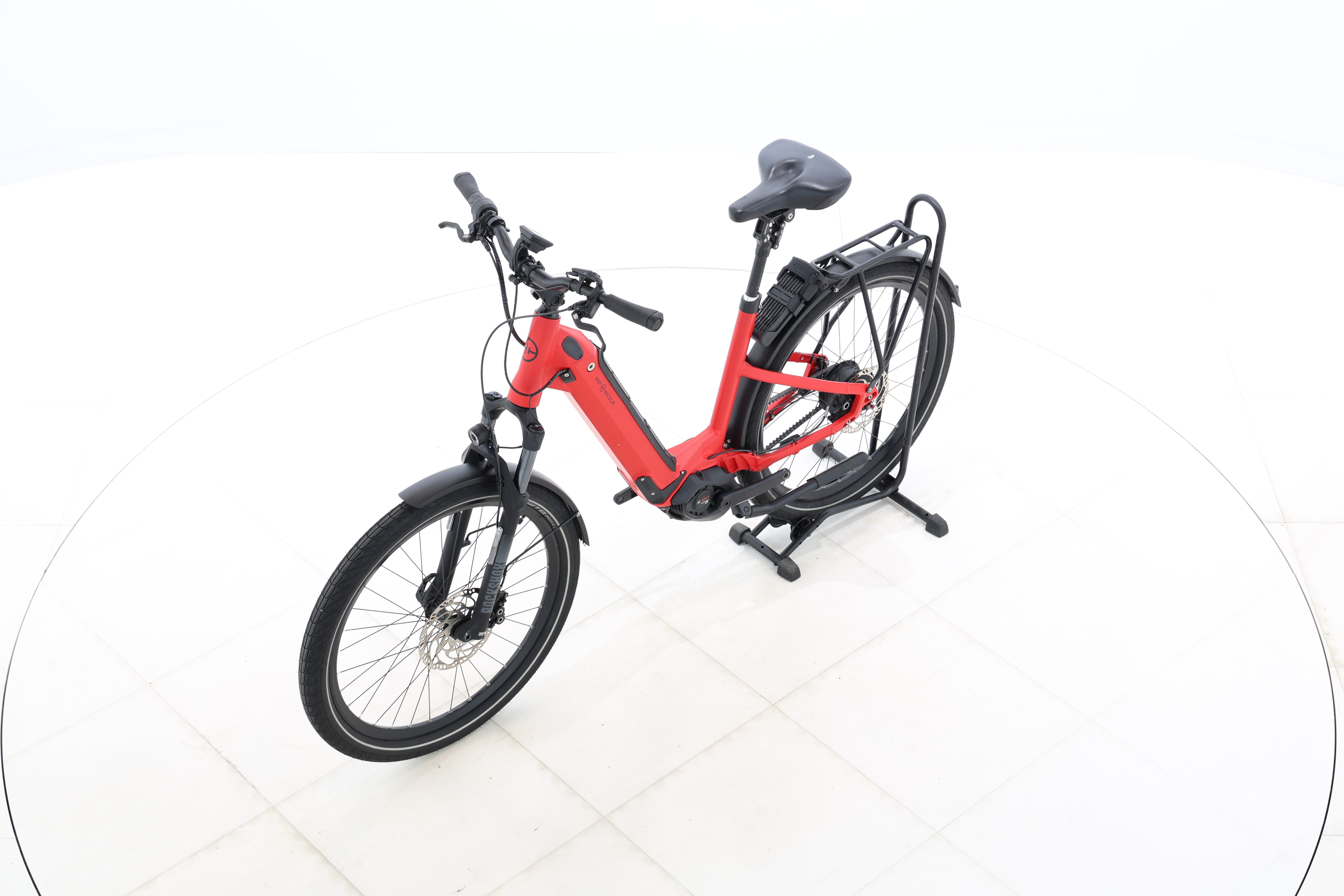 e8926e2d-be4c-4f84-8ace-8705ec47fbd3