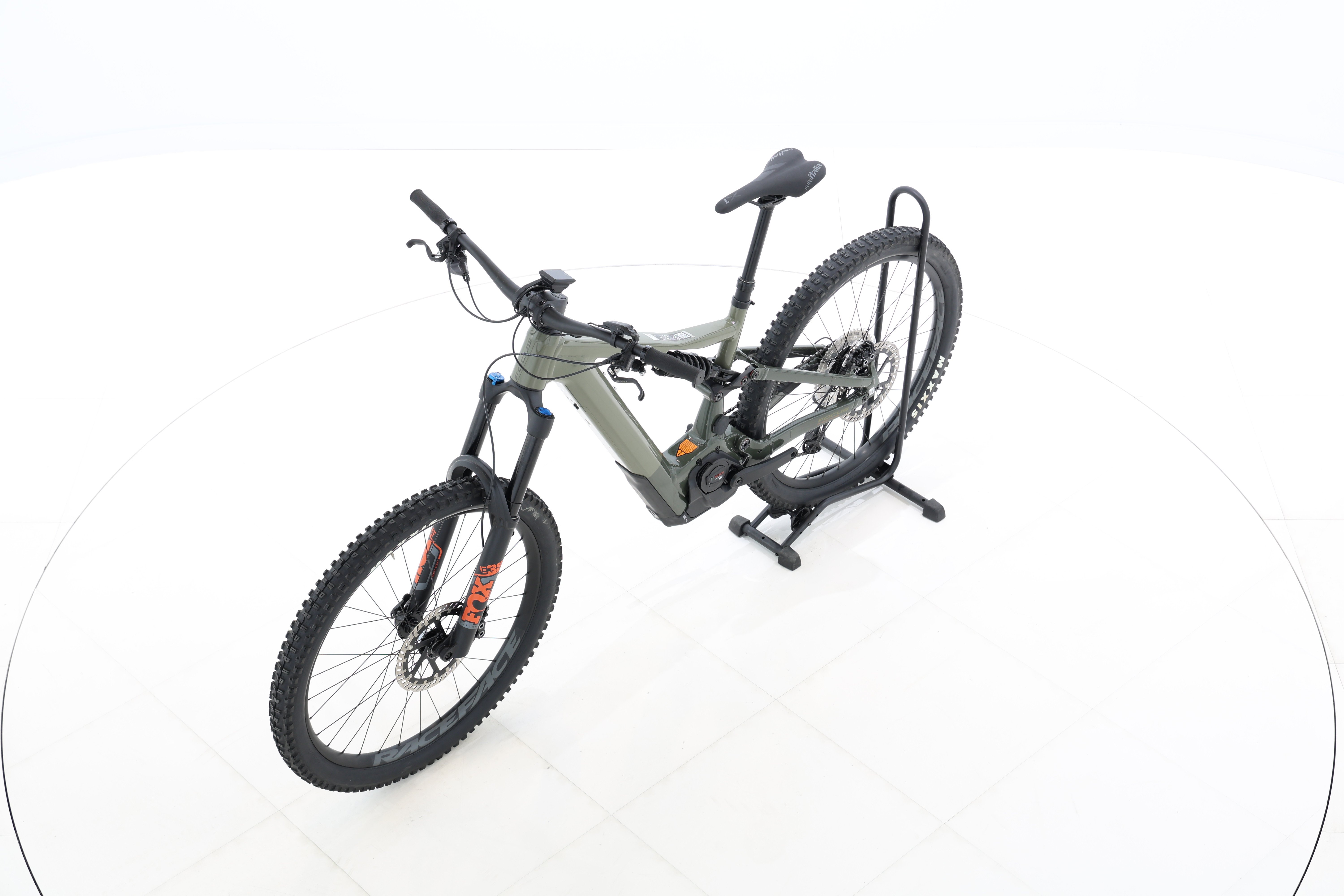 dcd0734c-440c-4a6d-8af7-24fa992164eb