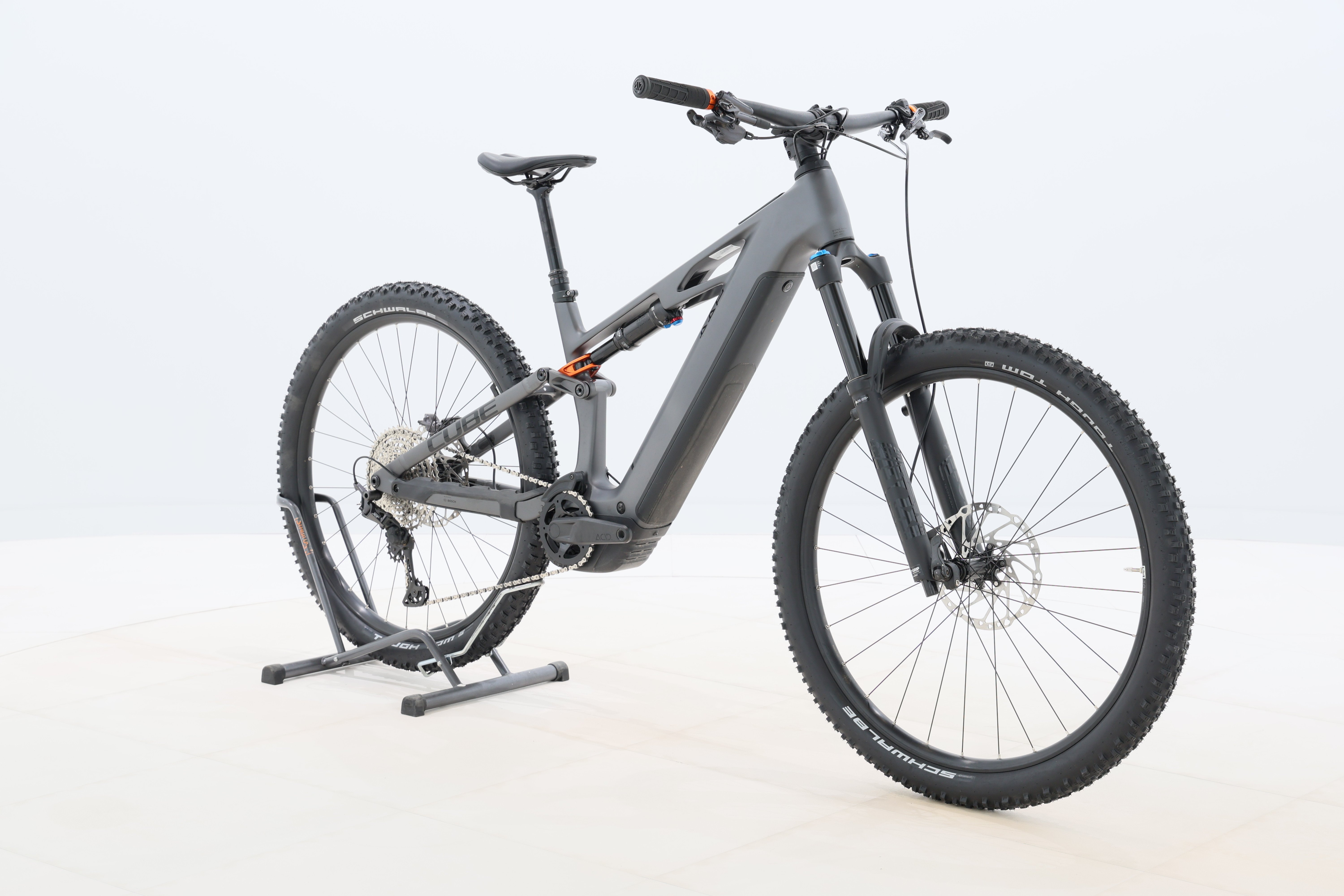 f863da9b-1c82-43a7-8eca-c0353bb51ecd