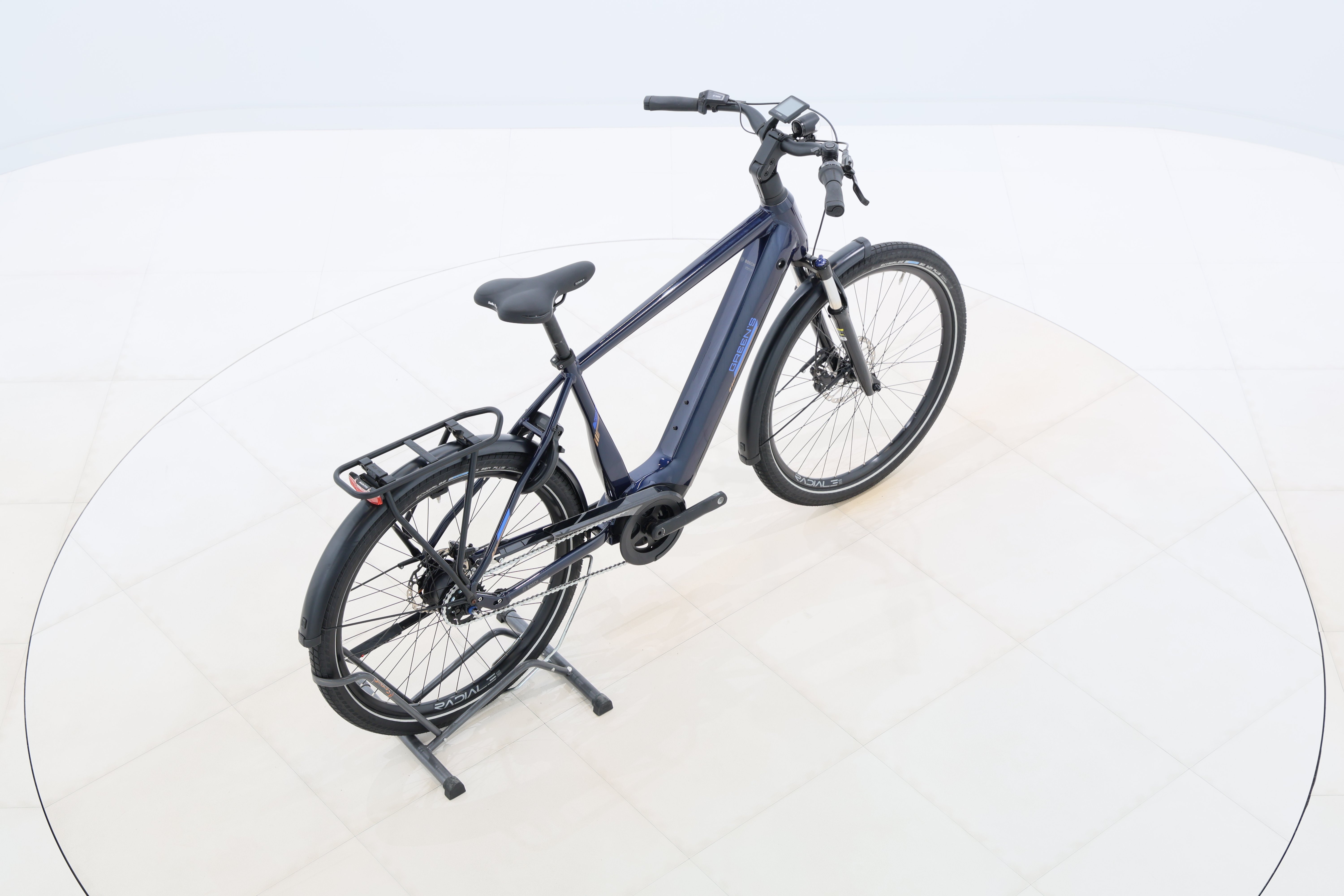 b513fe36-1029-48f1-ac17-82c8a116b123