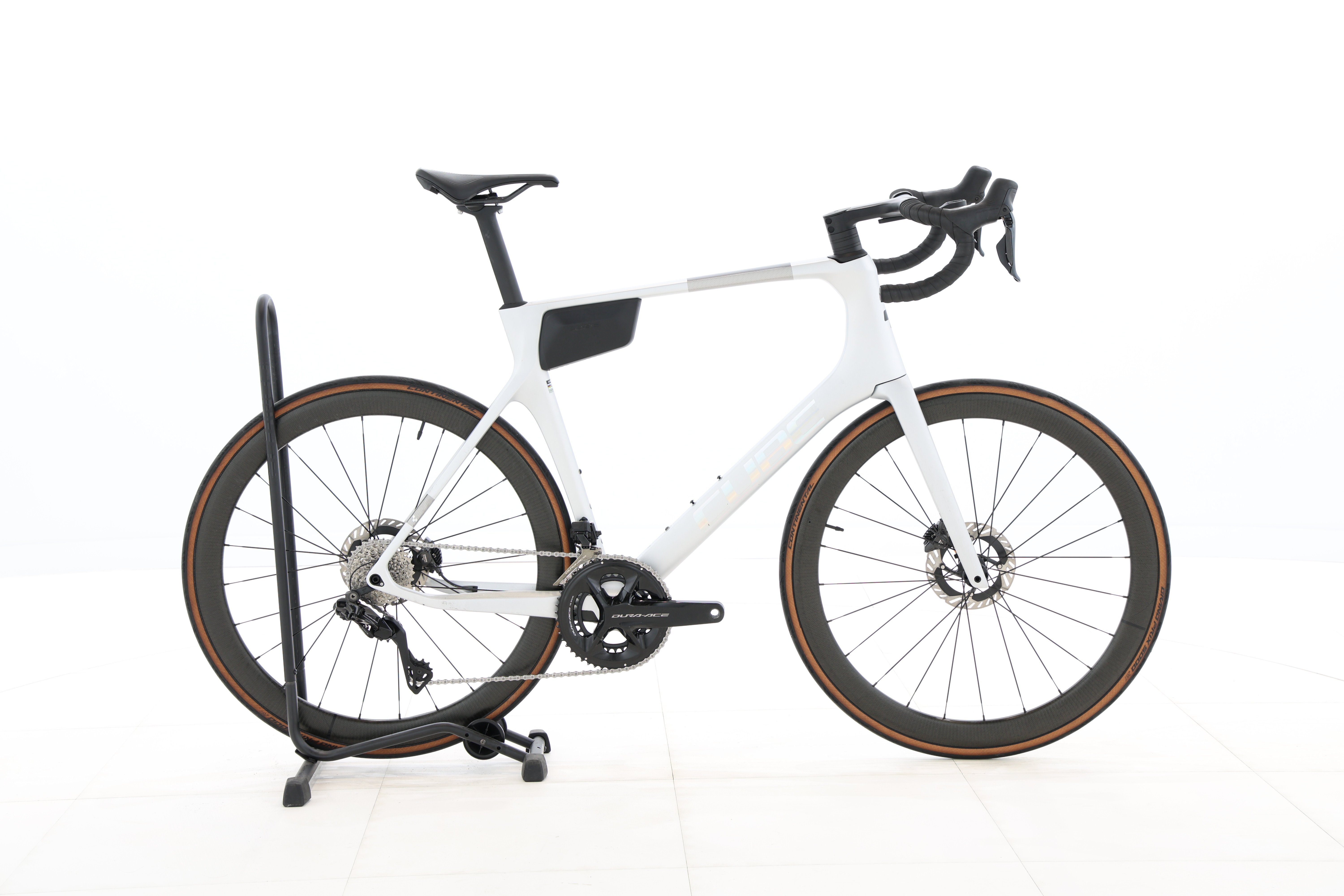 e65f9c36-f20c-4645-8f36-4f2bbbdc8d62