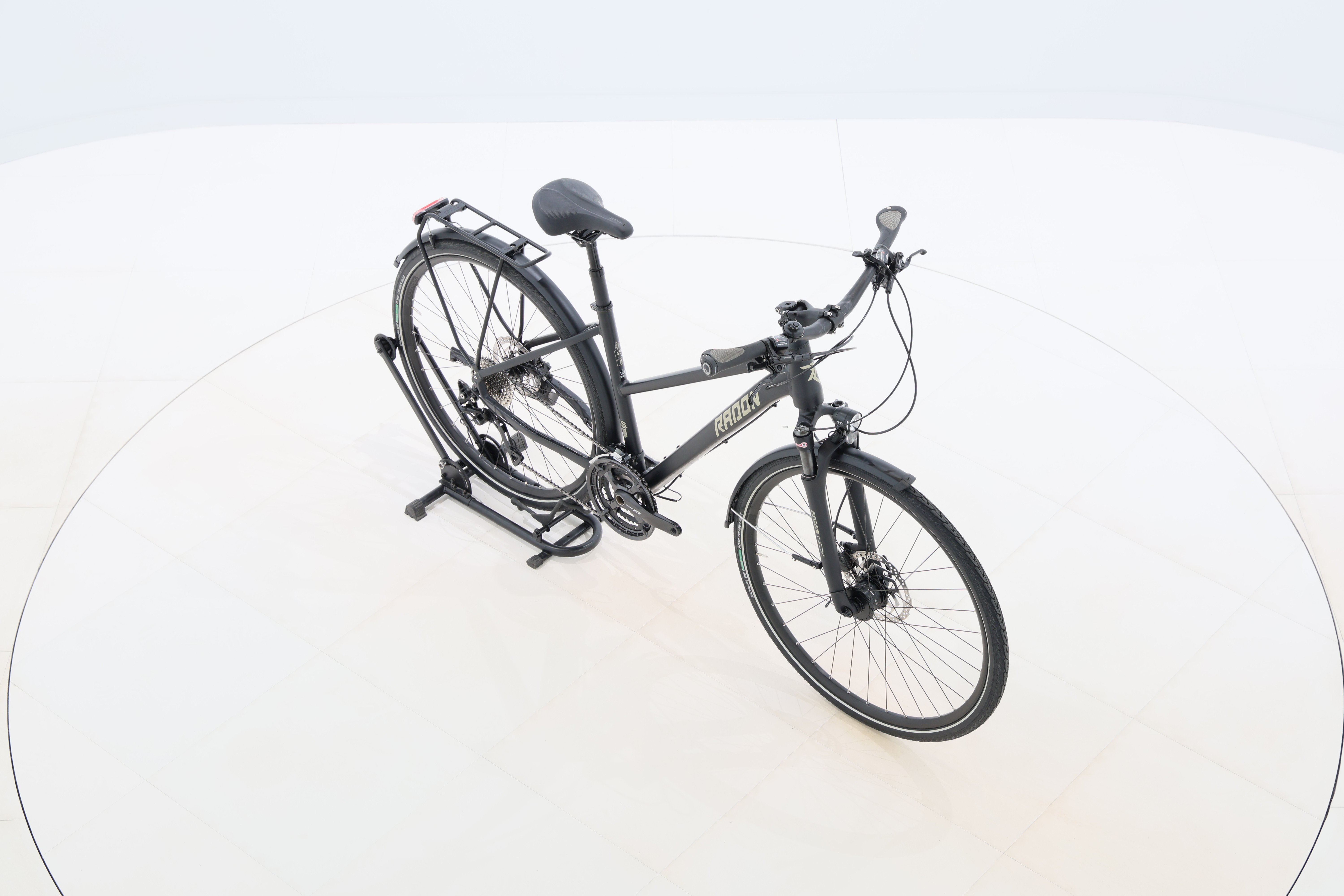 a0bfa977-0540-4a6e-9086-16a0e4a80895