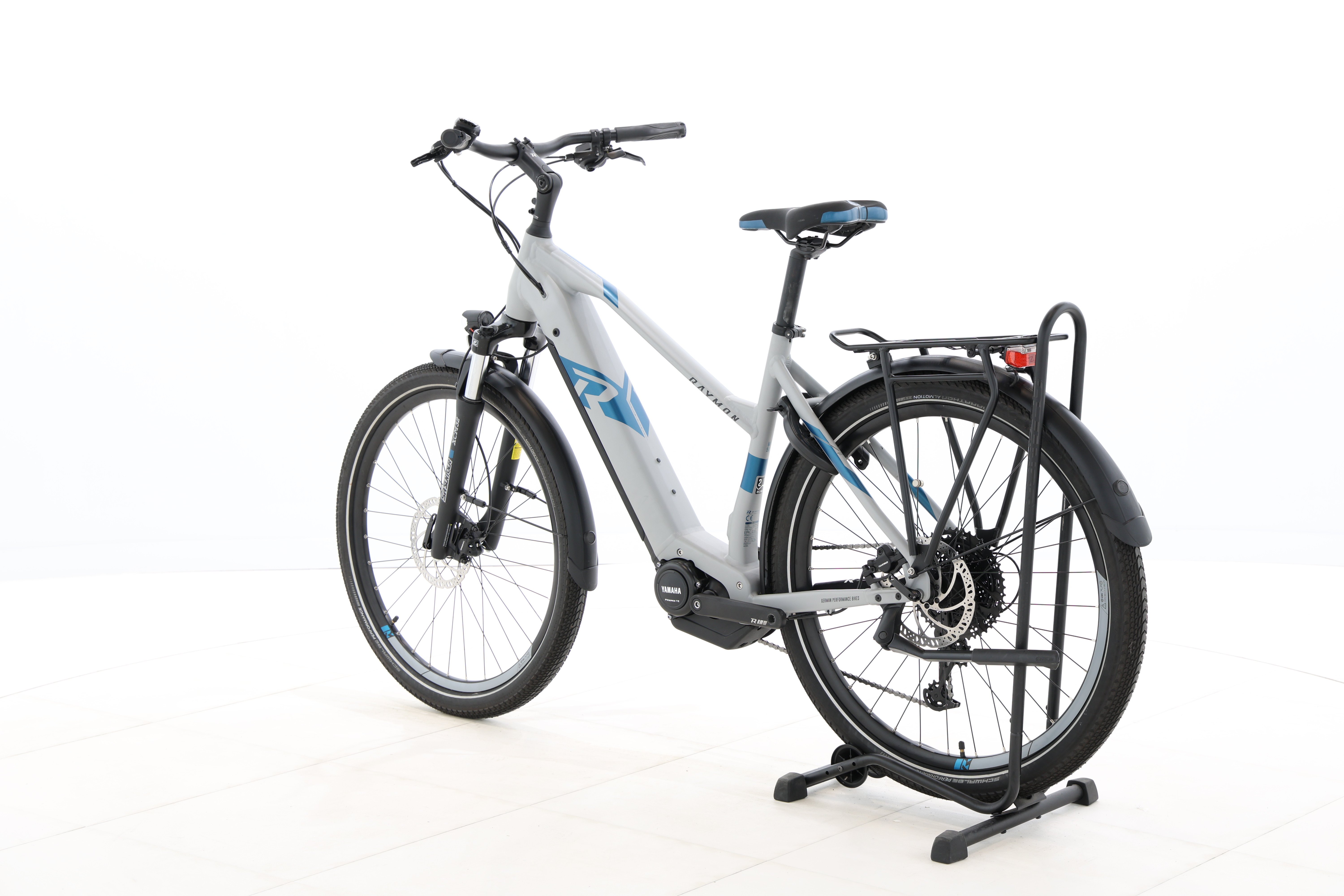 b1af85a9-6846-404c-bf66-f959249687f0