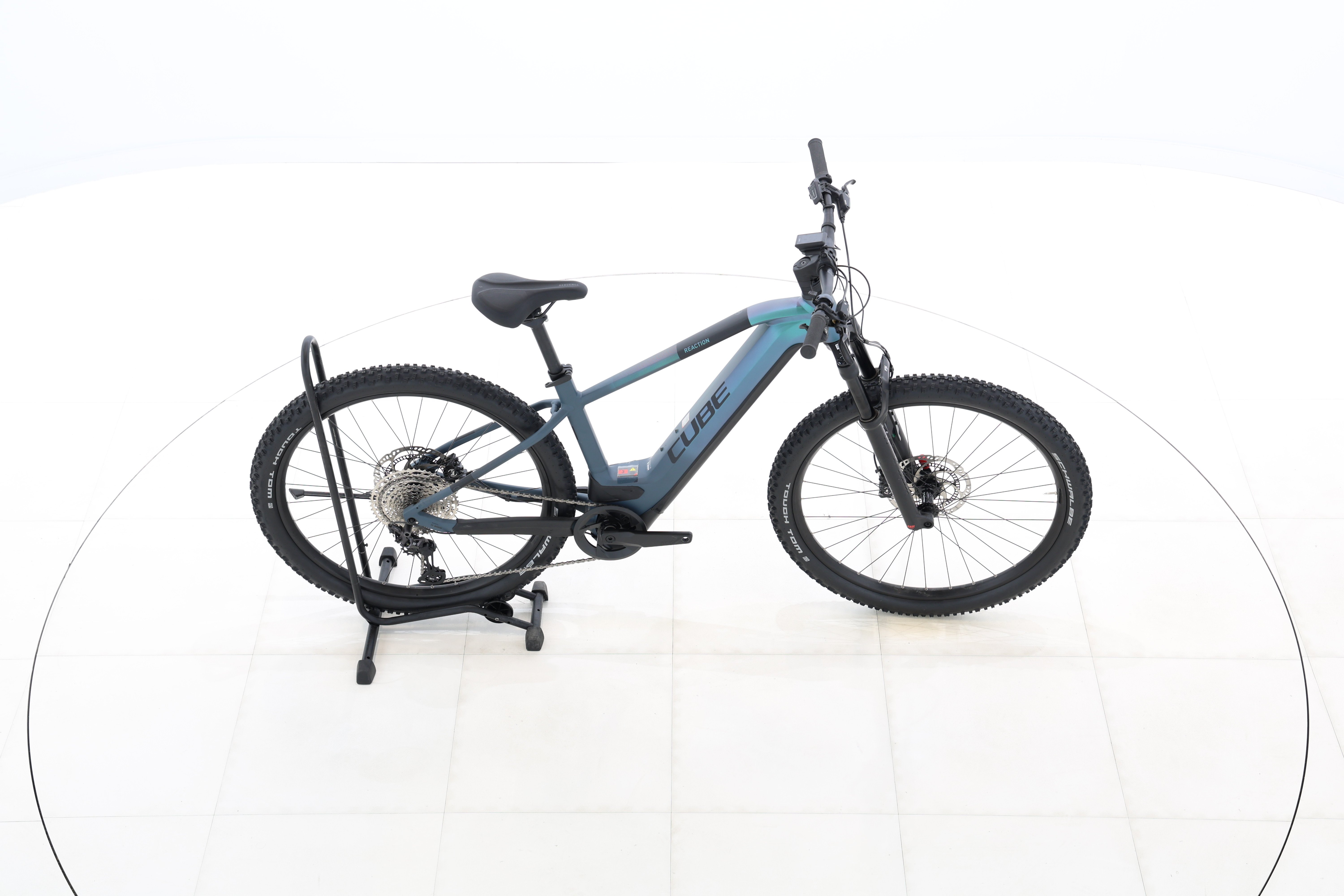 0343c3b4-8219-4bdb-90f5-6aef53d6f238