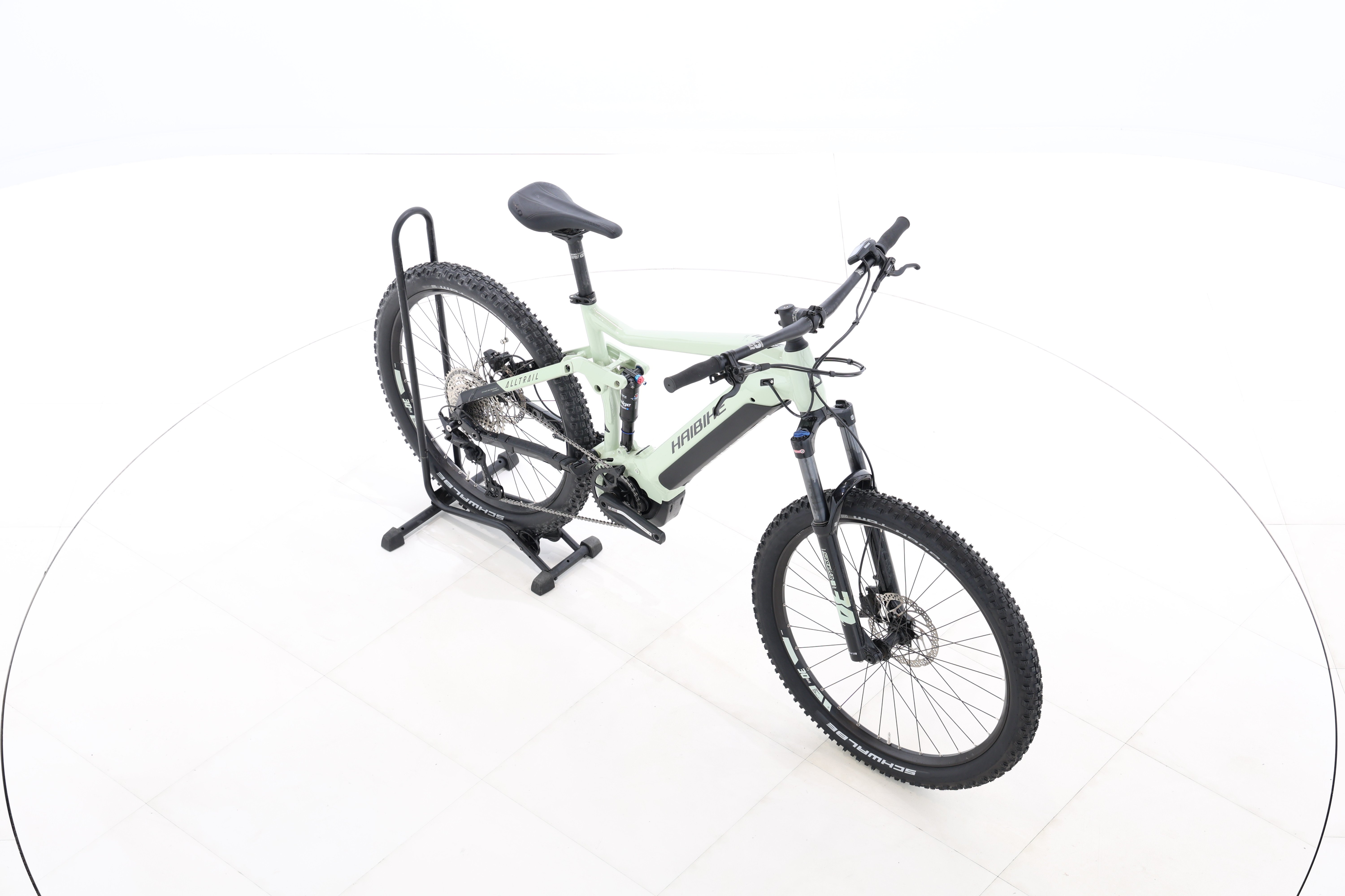 d46fba45-225d-4e29-aa81-9411e7f5e17f