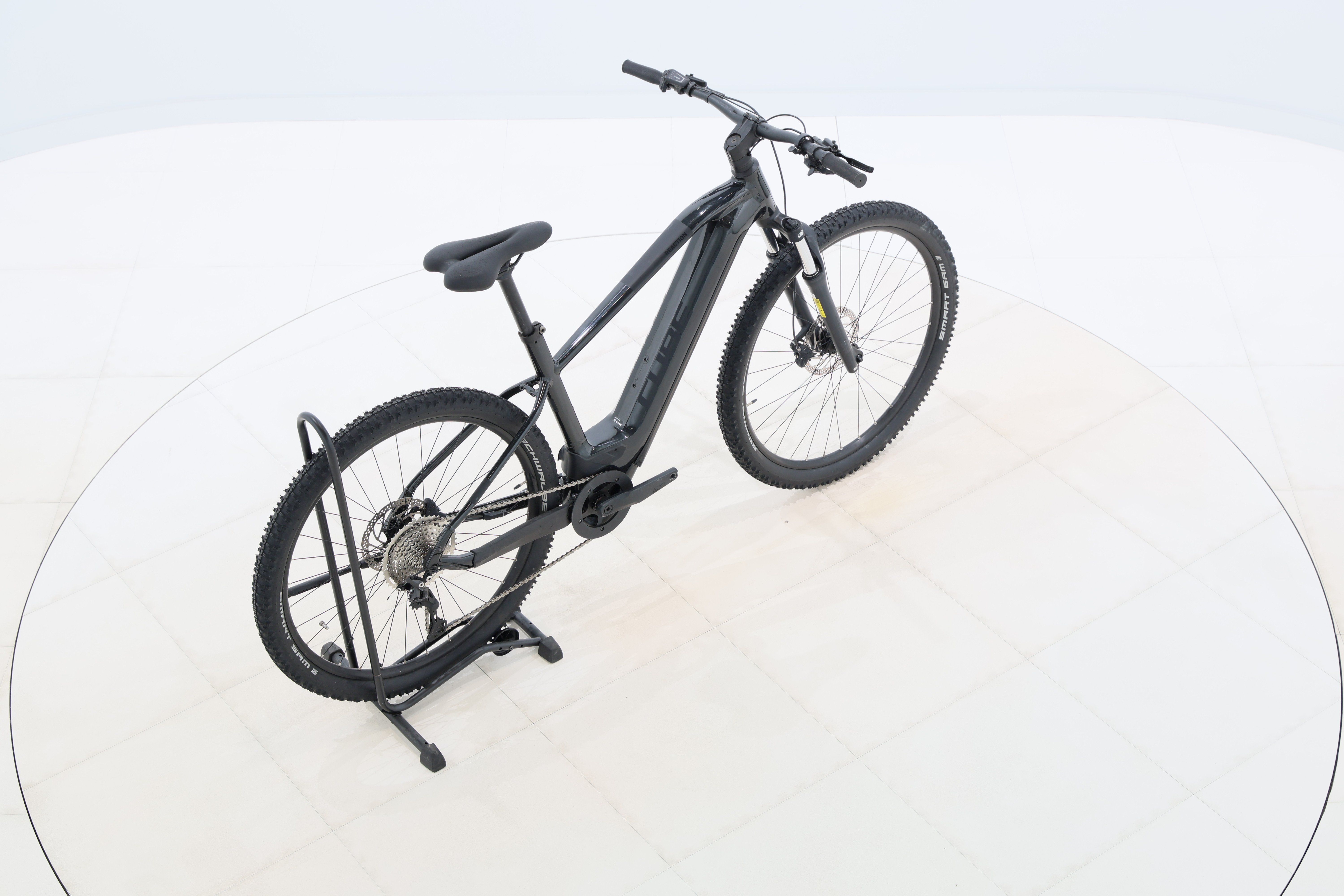 e84fe324-978a-48bd-bdd5-69fdcfc83302