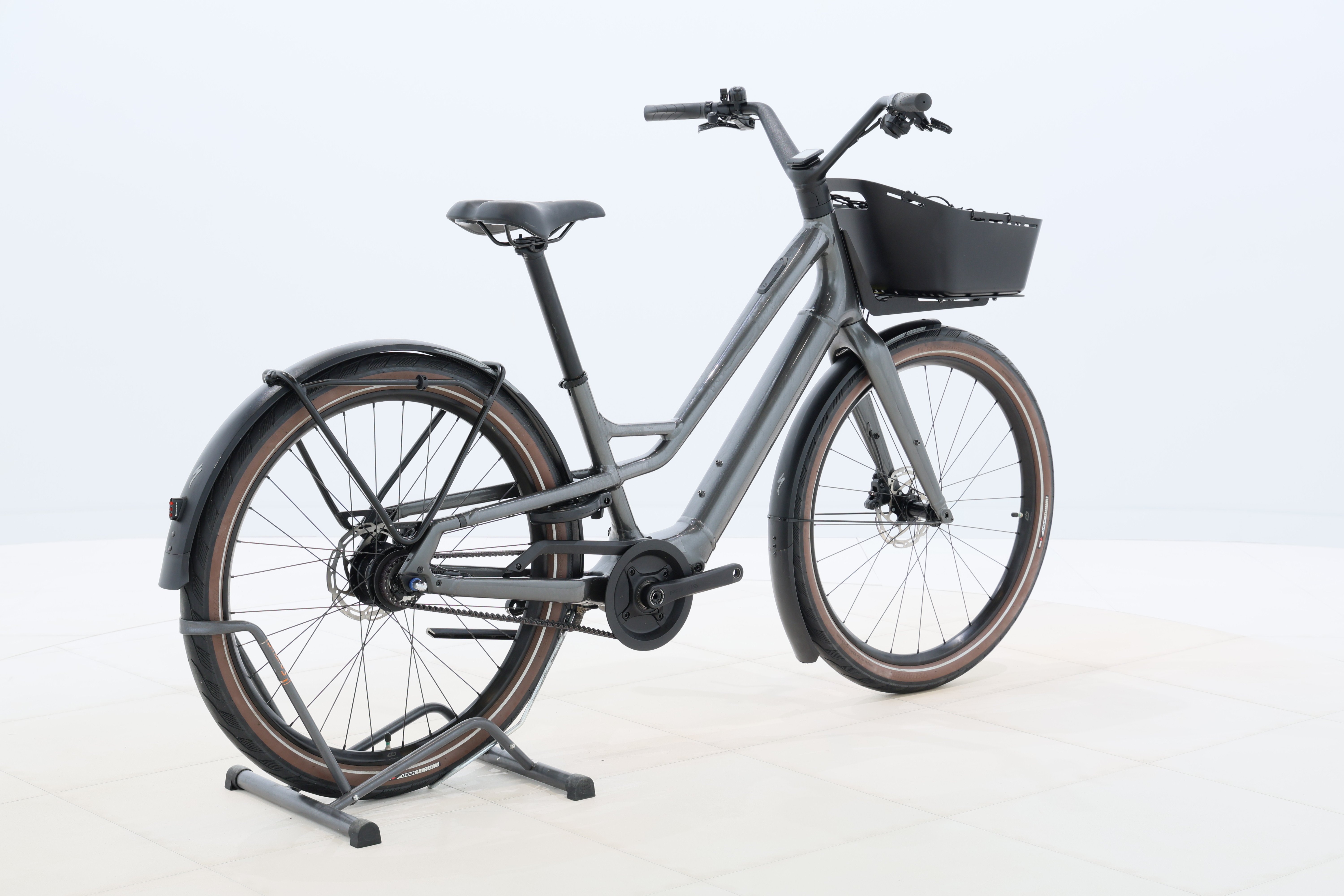 a0b4f0aa-b0f2-4108-b9a4-66a551340513