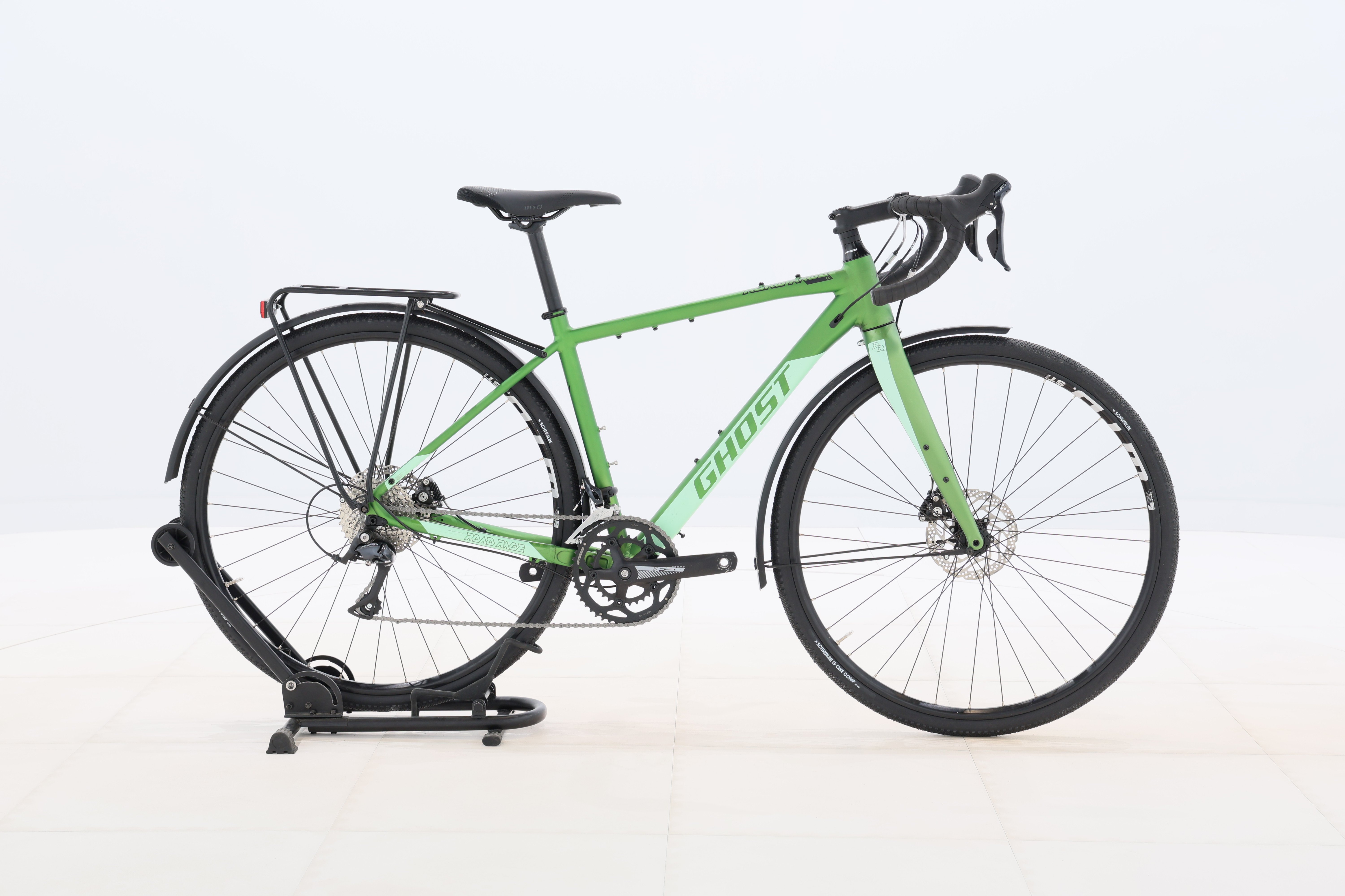 a04f4b3c-e669-45a9-9221-e6bc526f74a9