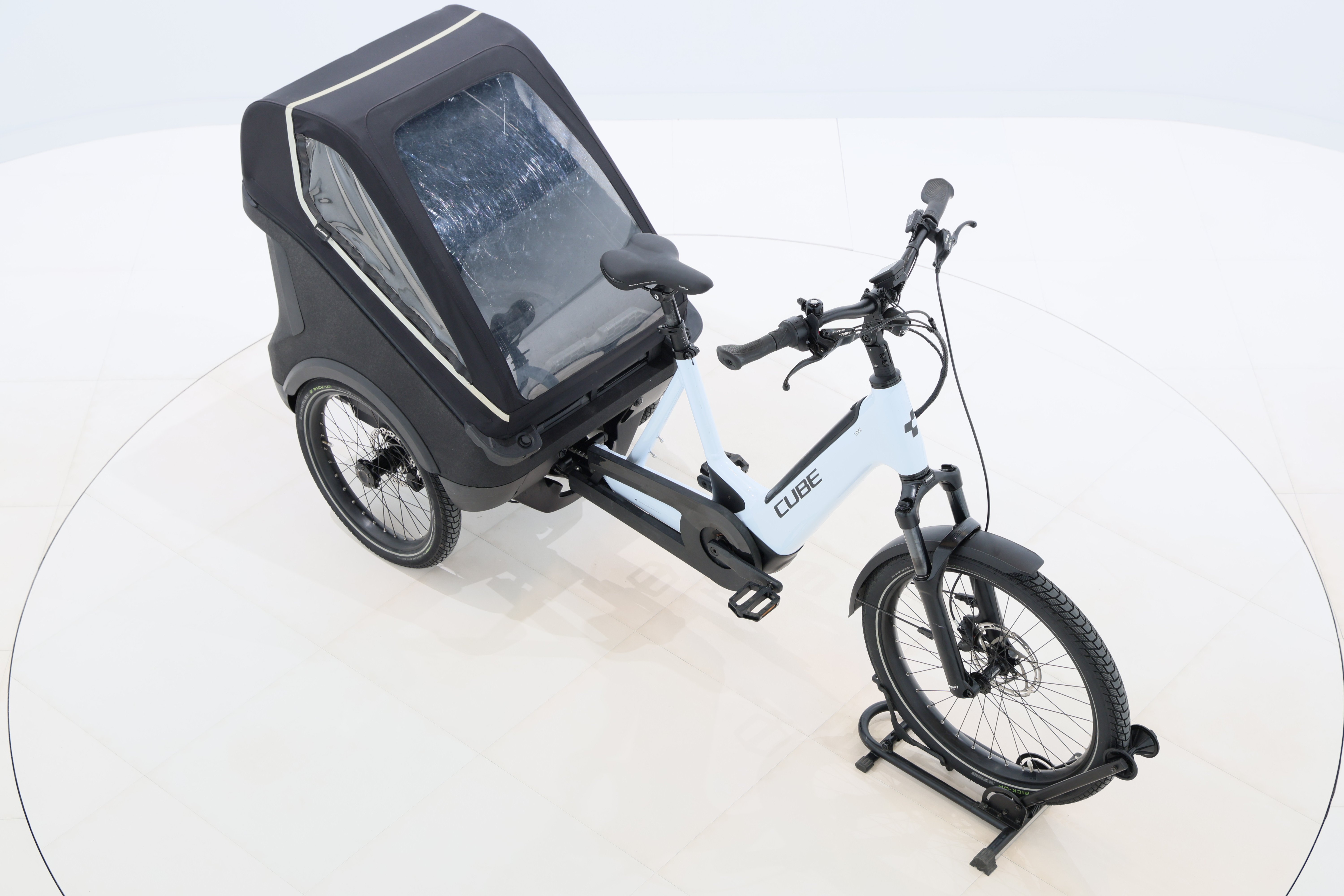 6fb7751f-82d4-470a-a0d8-8eb272616049