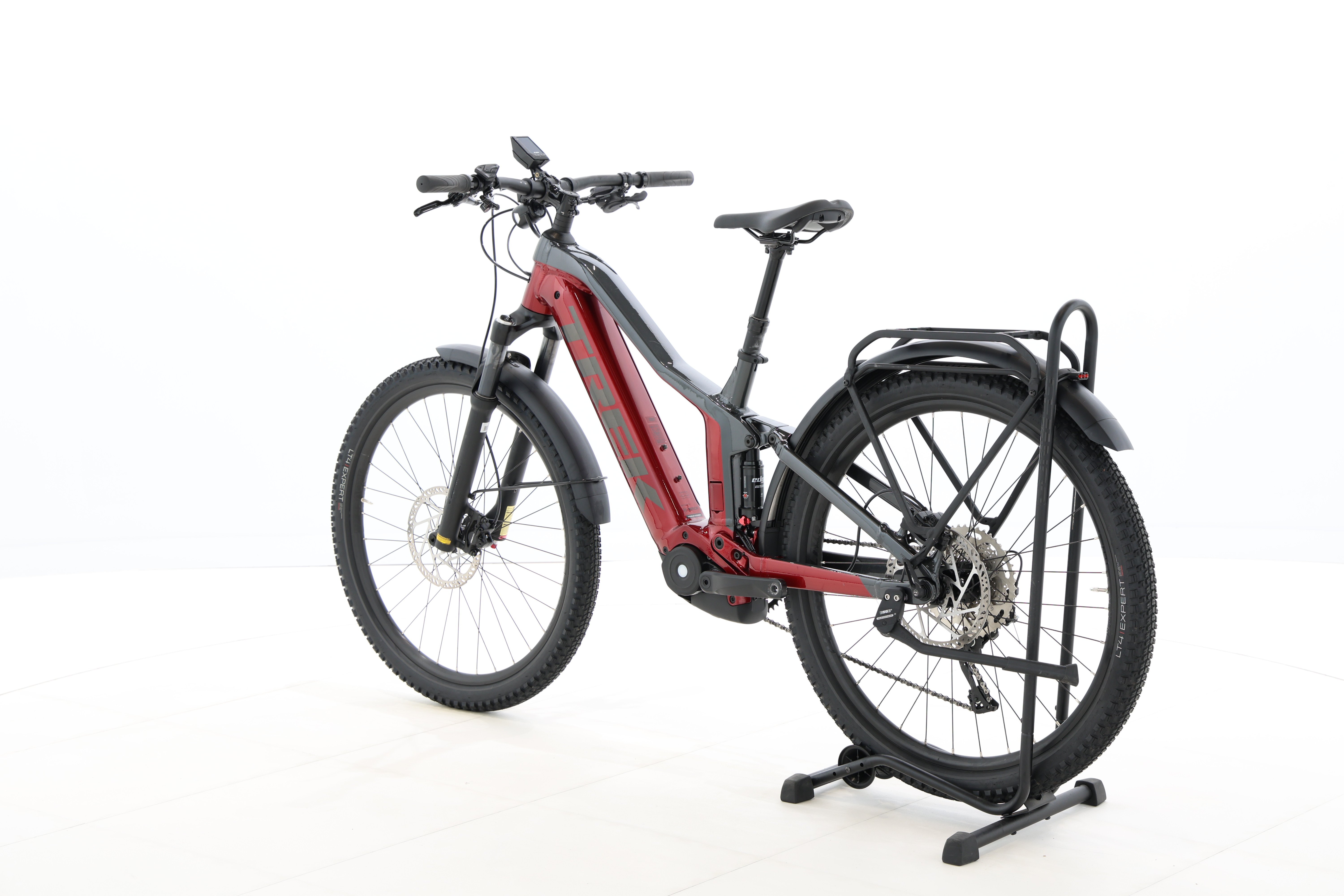 4817d451-f9d2-4de3-b93c-4d9af0772e01