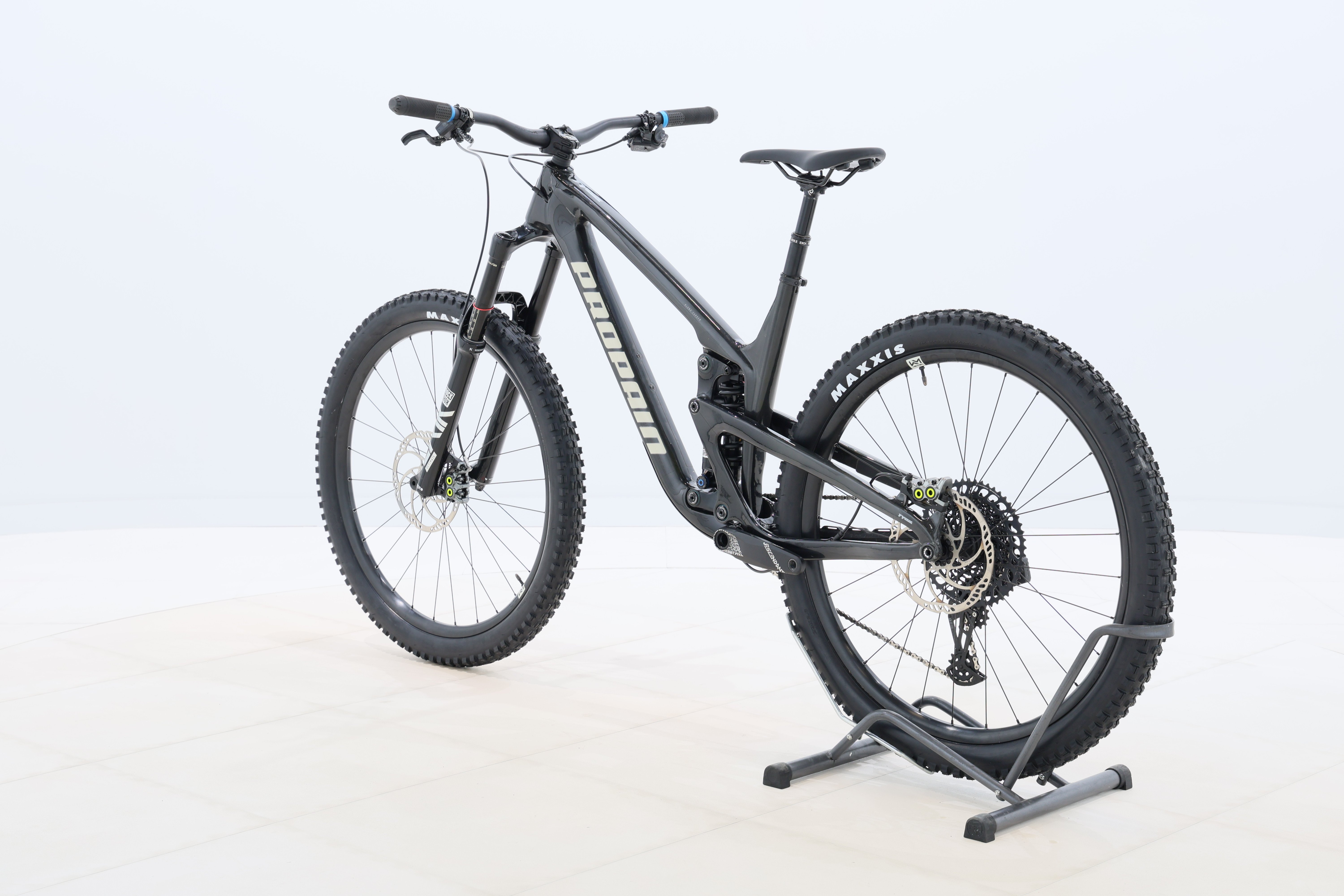 d06e3209-7d03-4c27-9bc9-8682f22fc76e