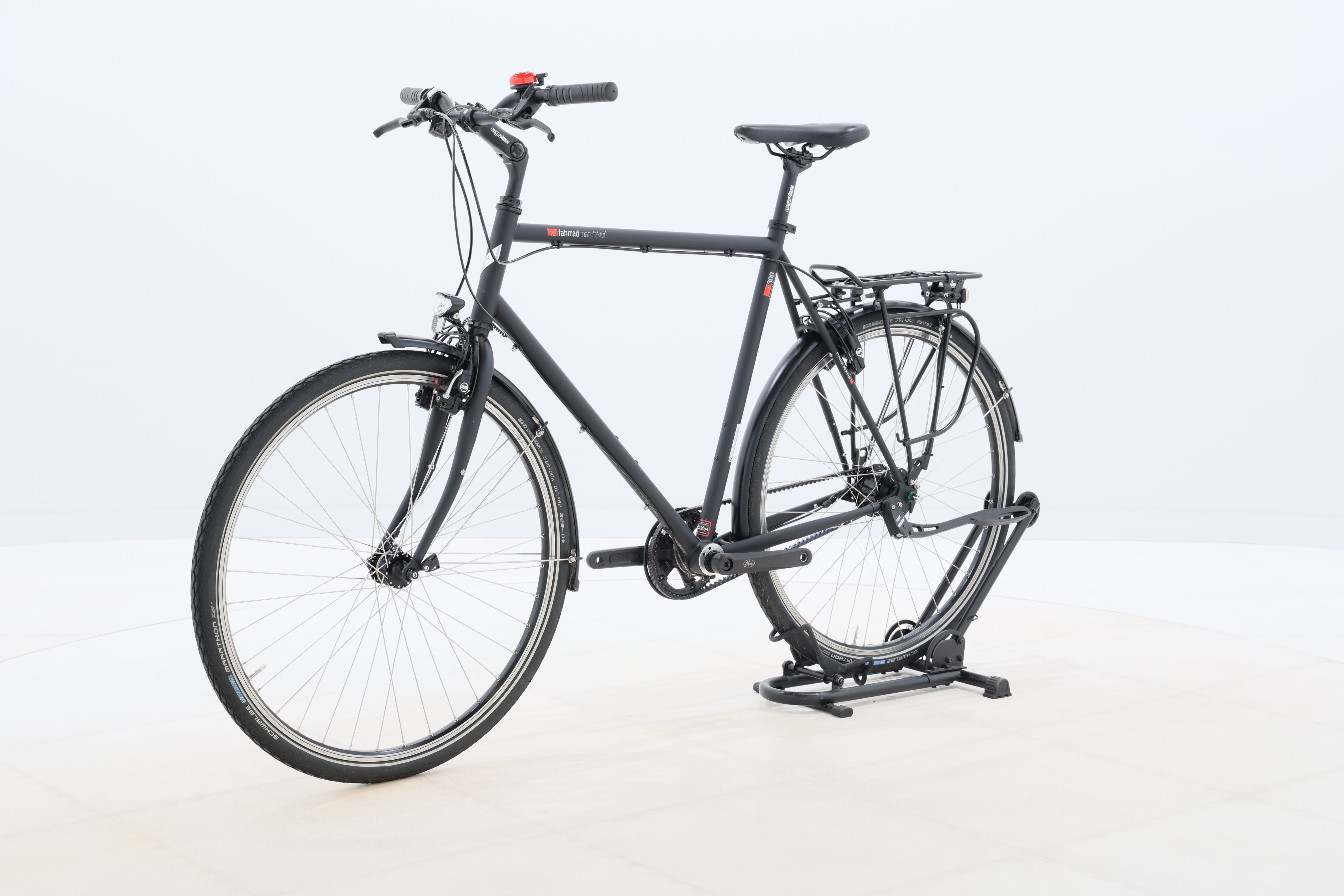 8bd4c695-0ee7-46c2-b874-4a0972a36d5b