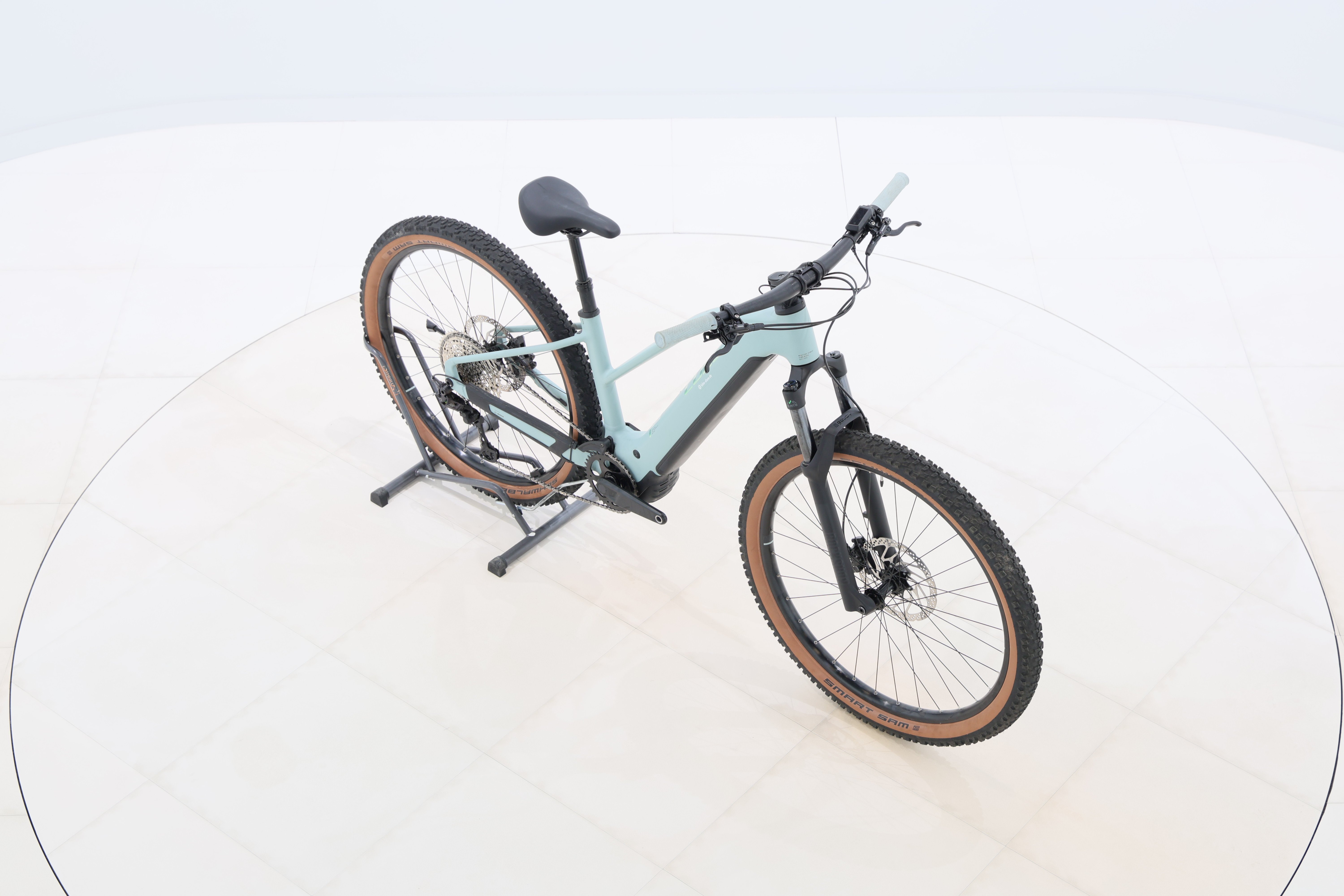 a4737a2e-b5d9-431d-accf-73992400cb8d