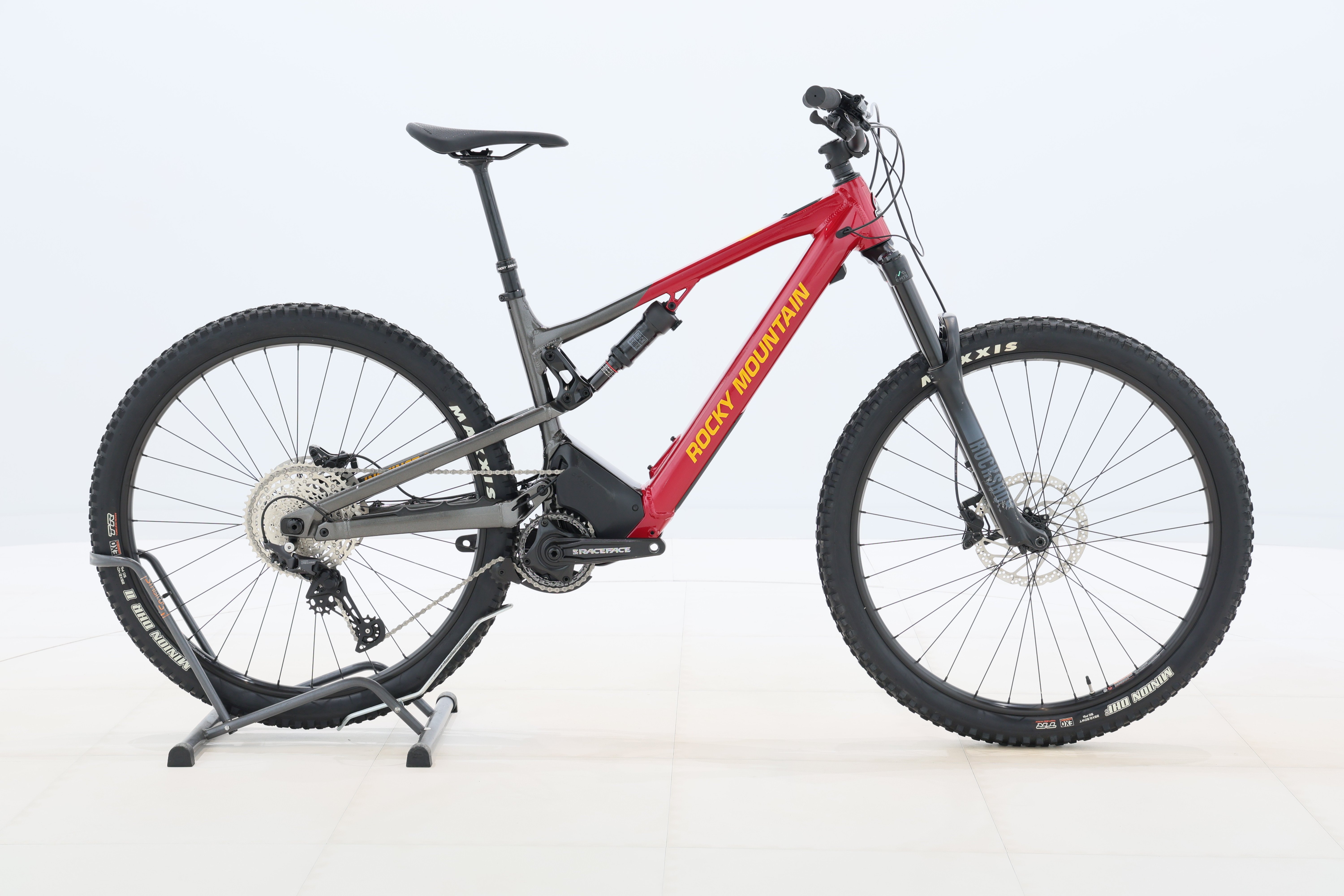 f312c8ce-f024-4d02-9c88-cb151df64887