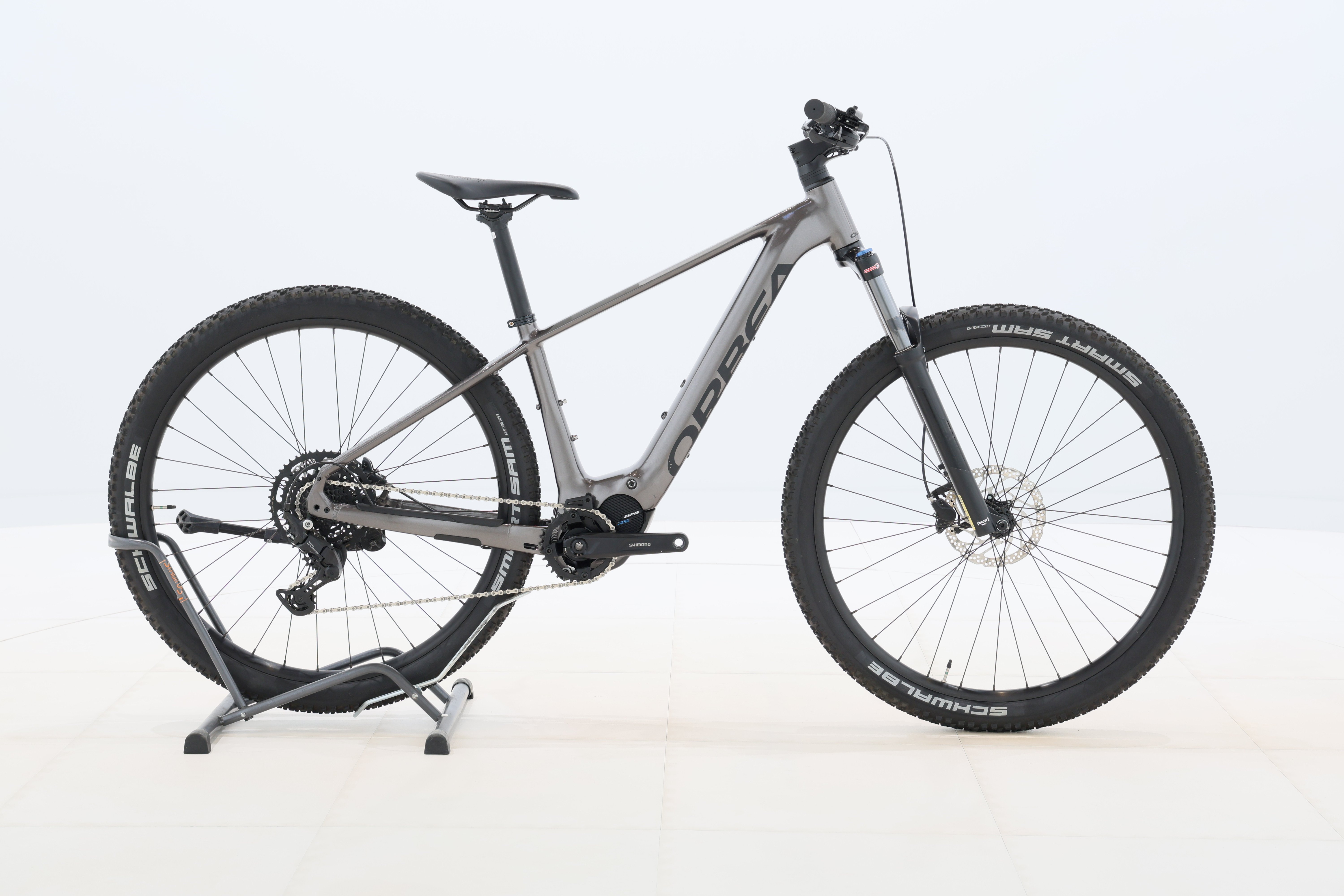 2eeb091c-94d2-42c2-961f-ede9a3b02e9a