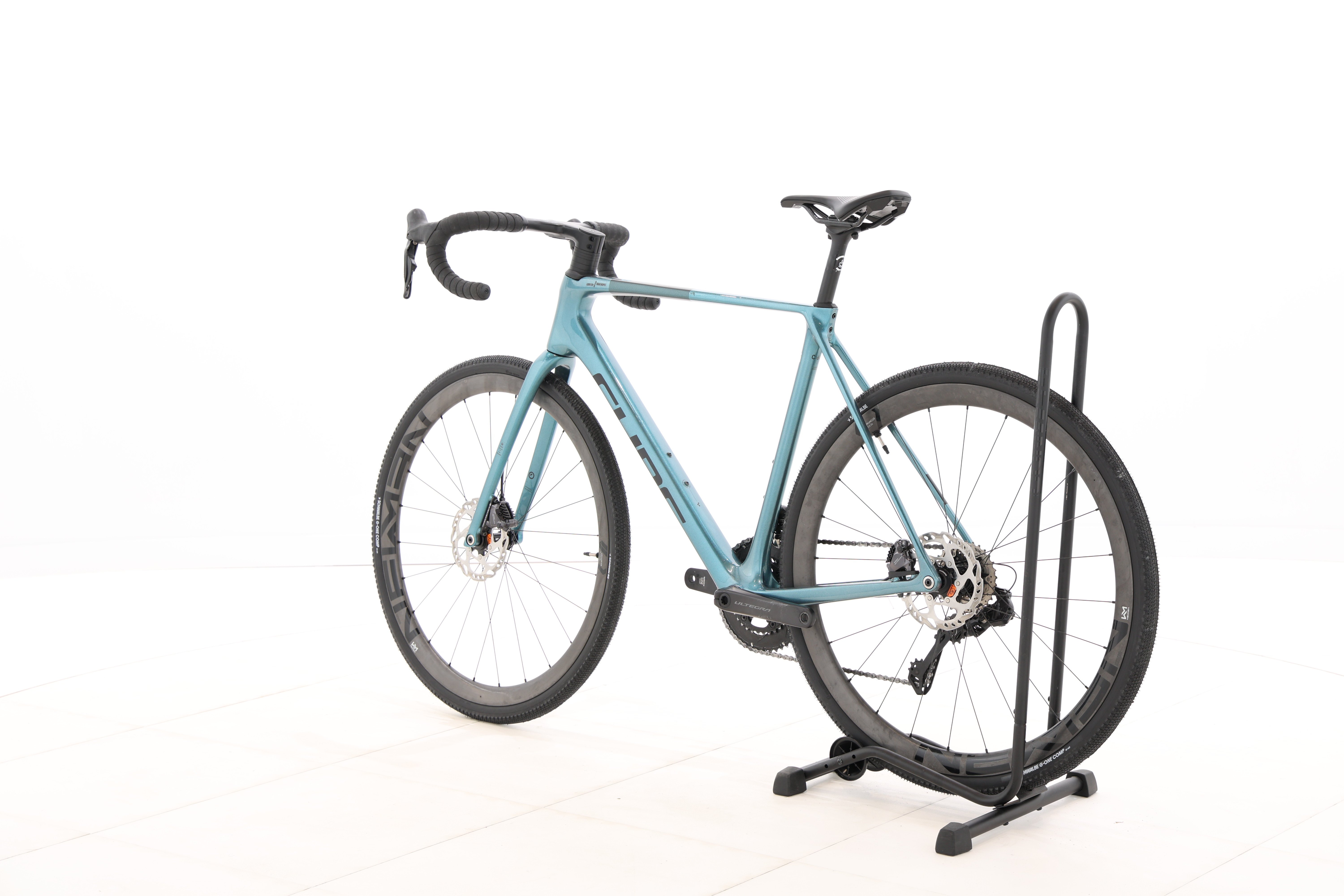 e51db9f3-279f-4d5f-b279-7cc0e829f68b