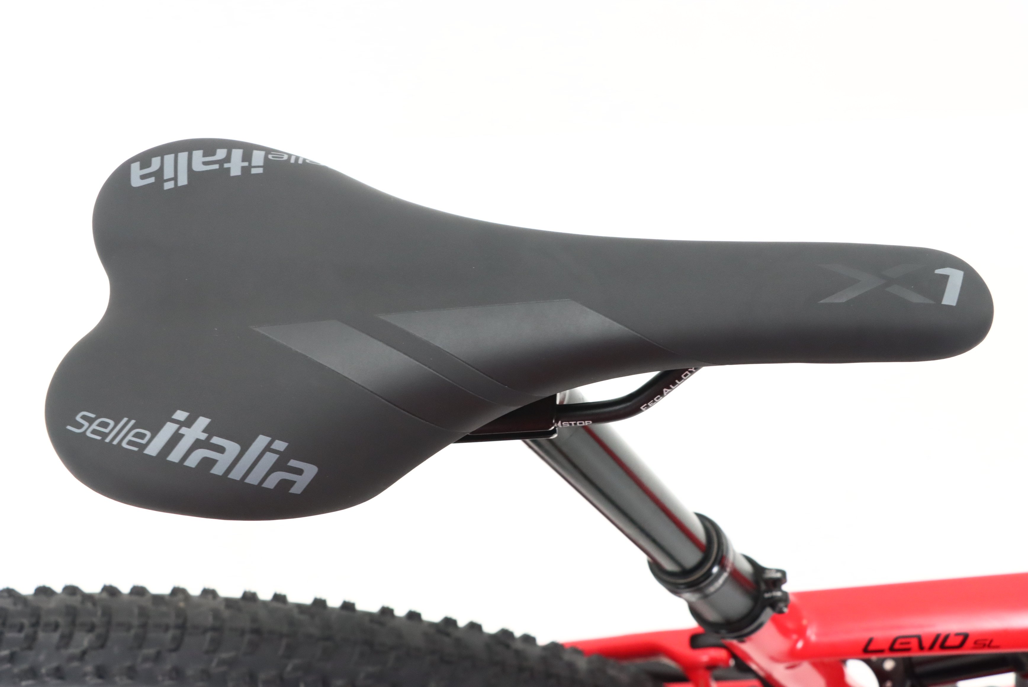 f32c3b15-15ab-42c1-b879-705aa95f8d35