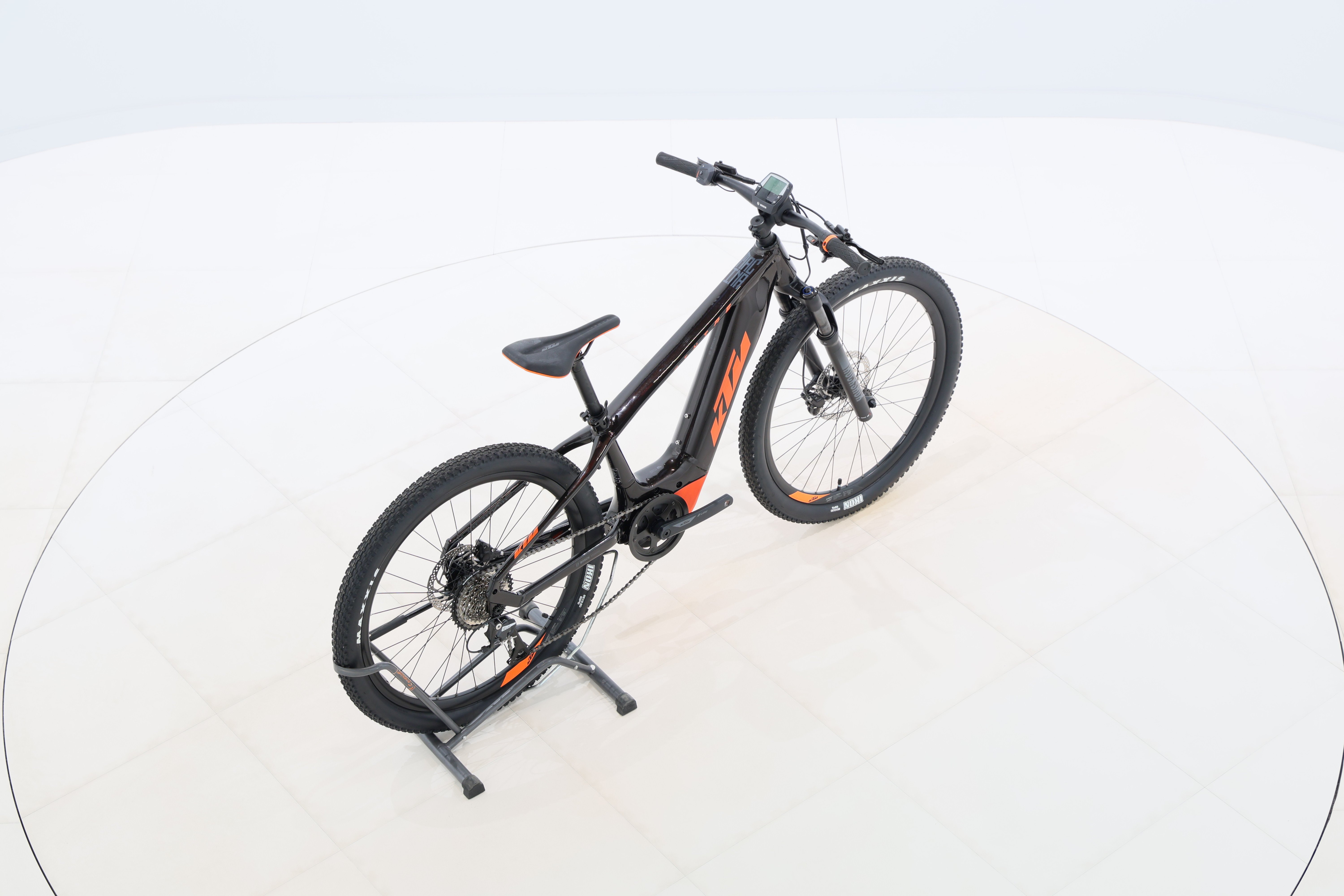 cbfc78a3-e5ad-4c84-829e-230c2280ccf0