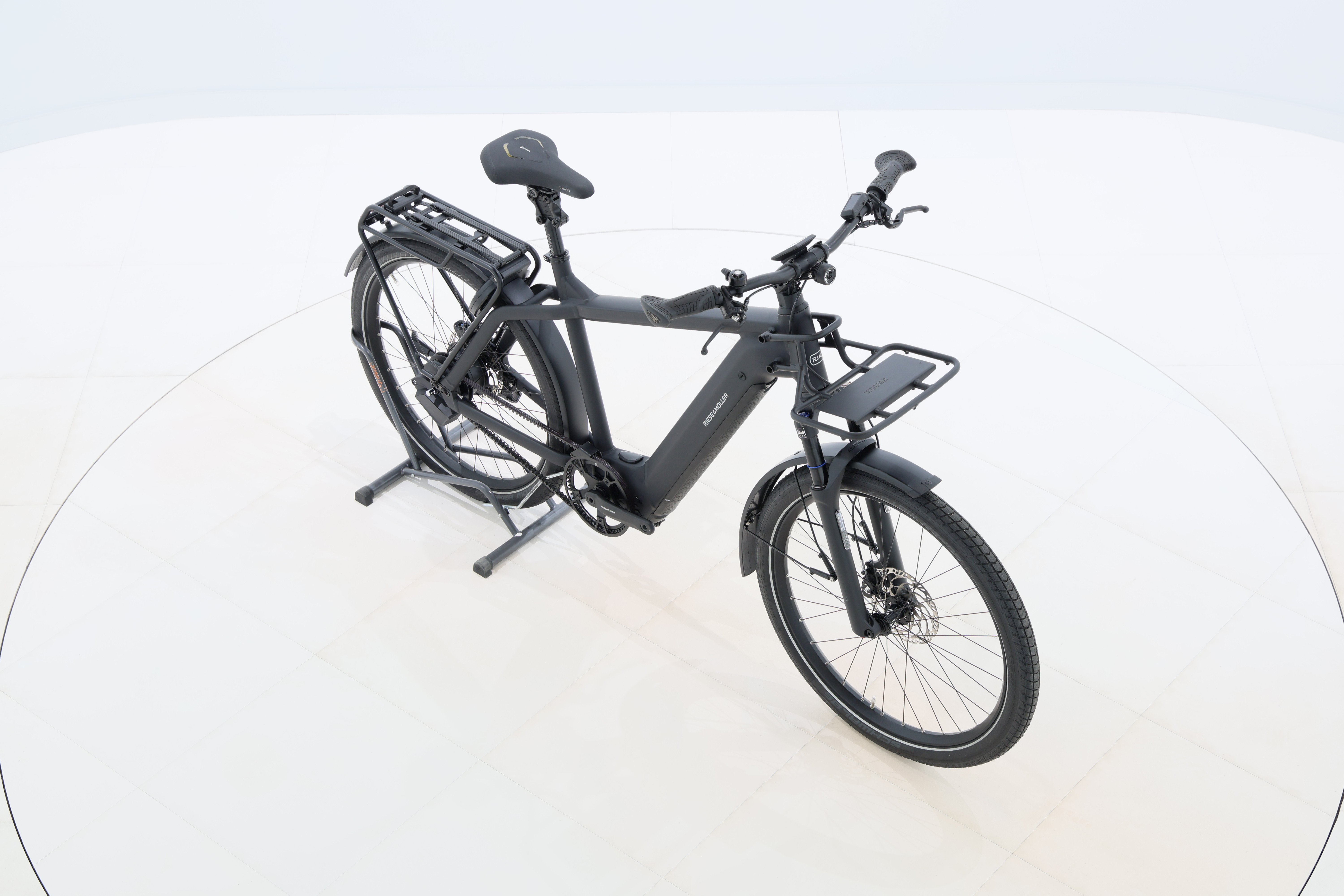 8de5ac43-c7b2-446e-b17c-d4f1dc1f3c84