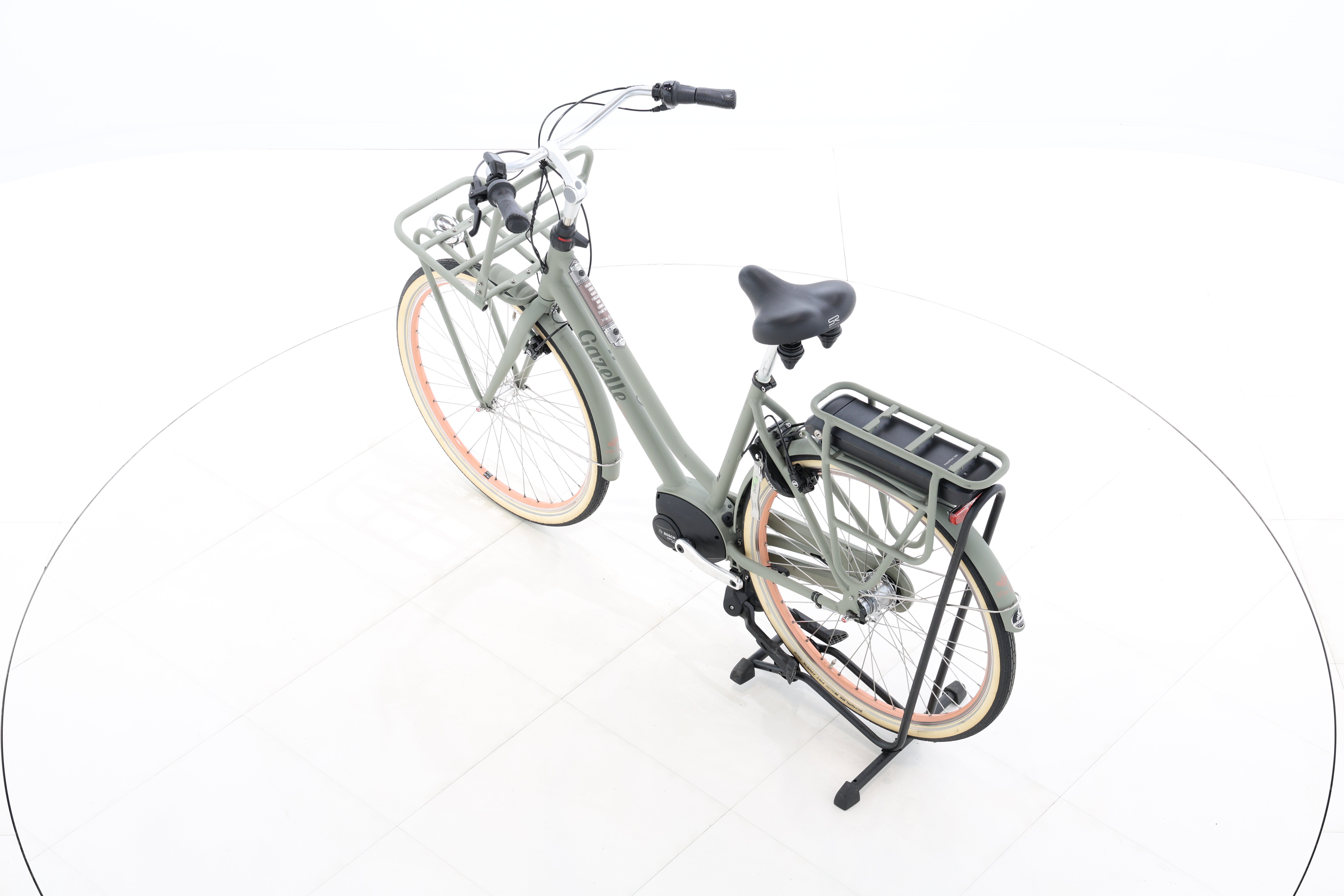 67715f8c-ba84-46b3-b2fd-c806818bf0a3