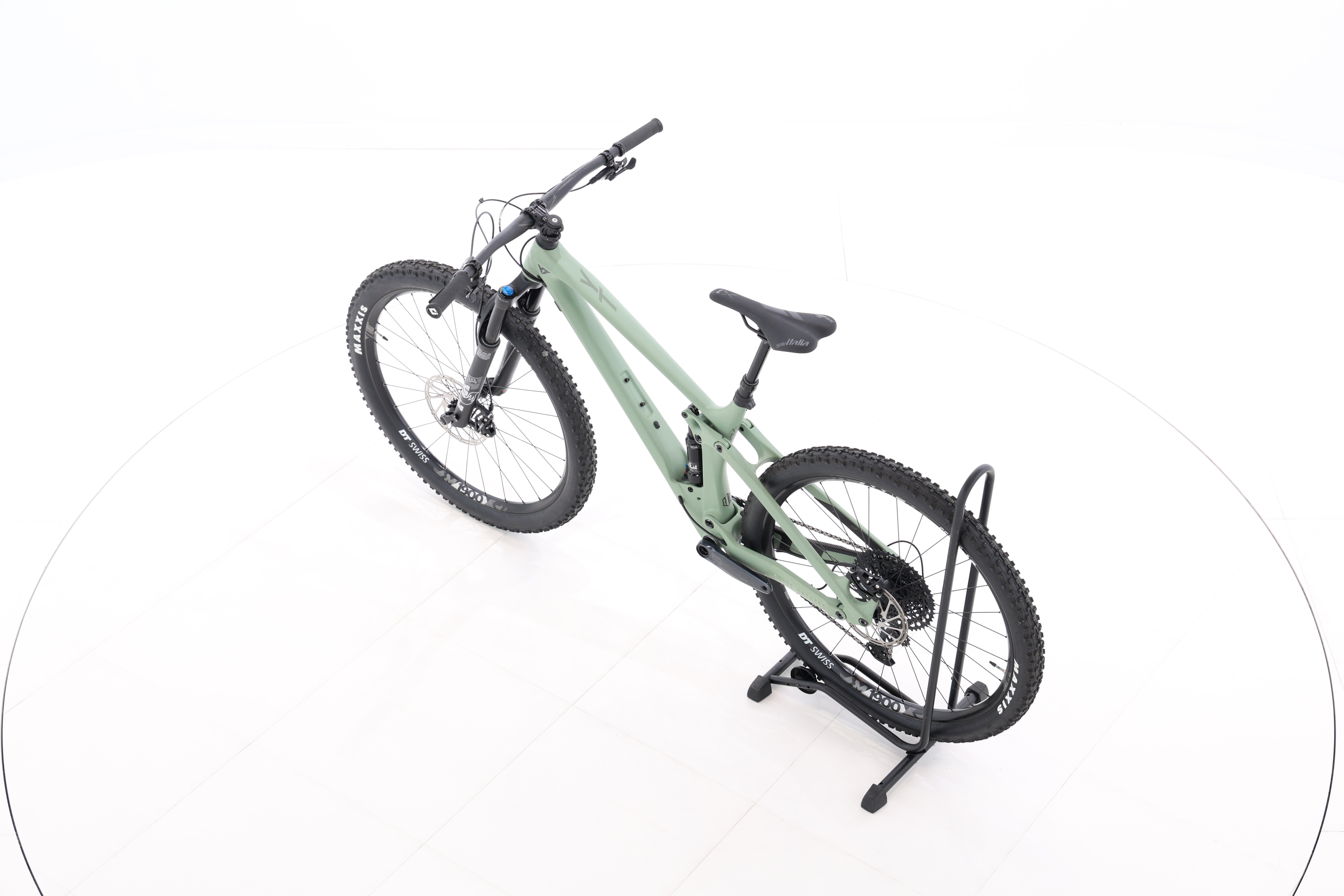 9bc1f594-db0a-46ca-a866-4f4d2f62d64b