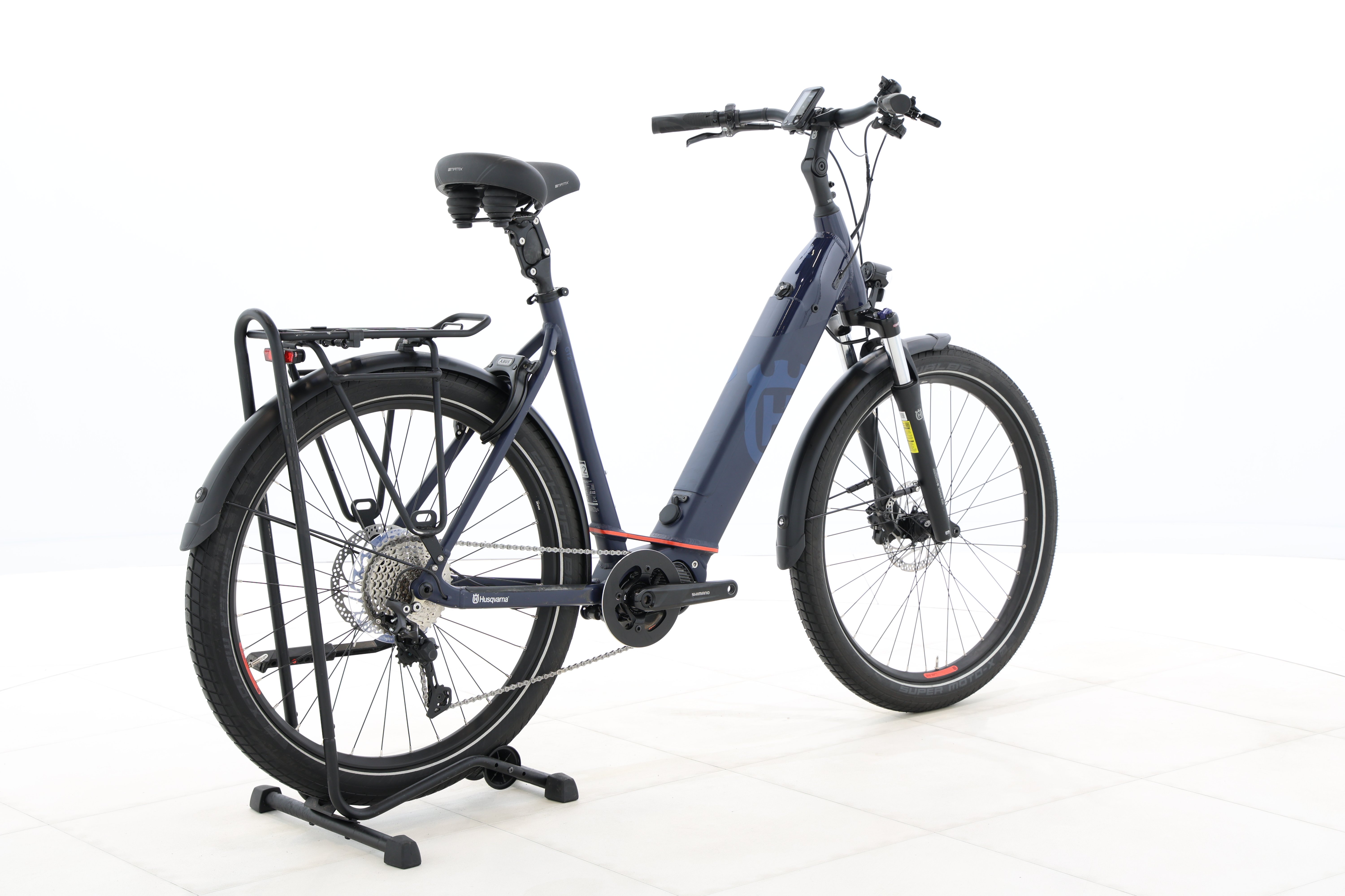 3450d281-df69-4cd1-87d9-0b3e786344b1